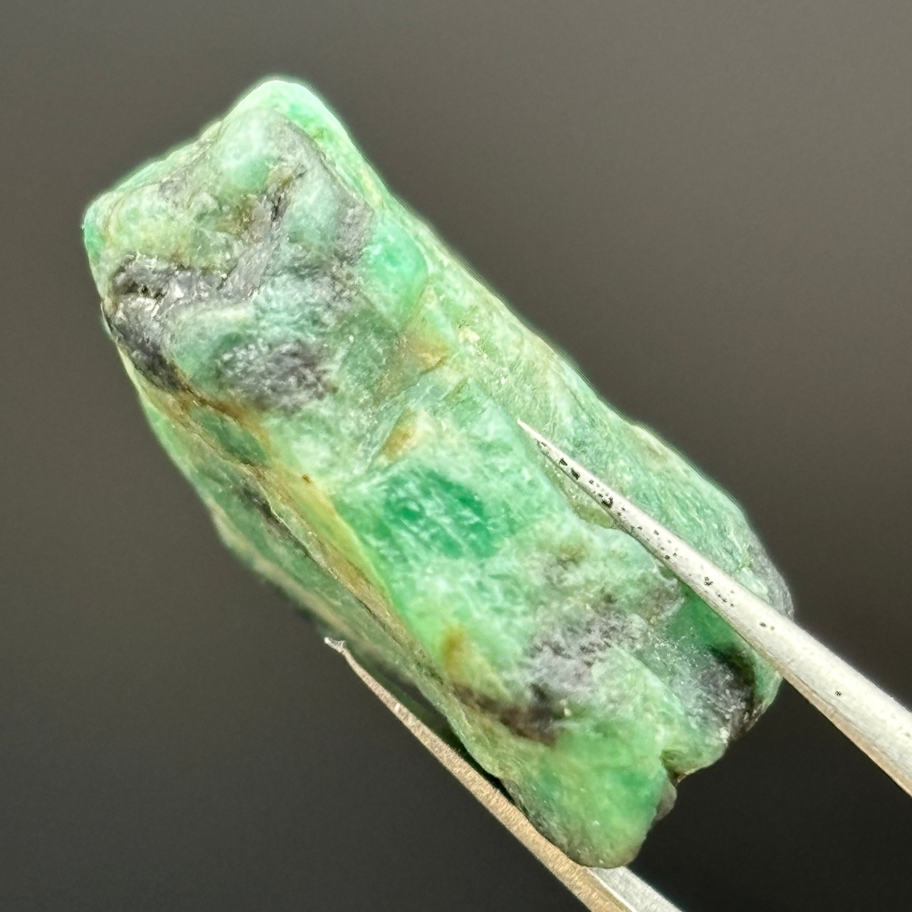 Emerald, Natural Rough - 028