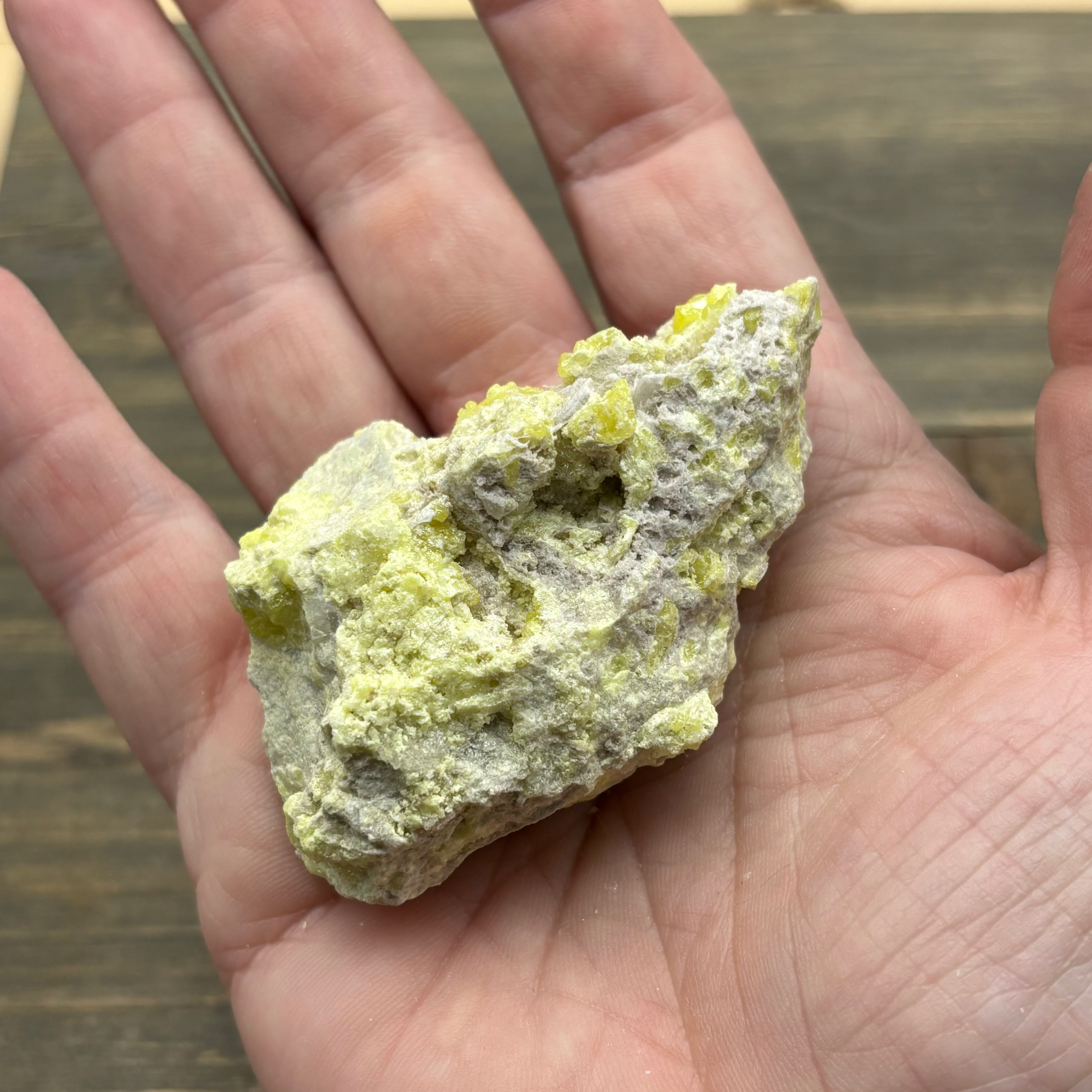 Sulfur on Quartz - 131