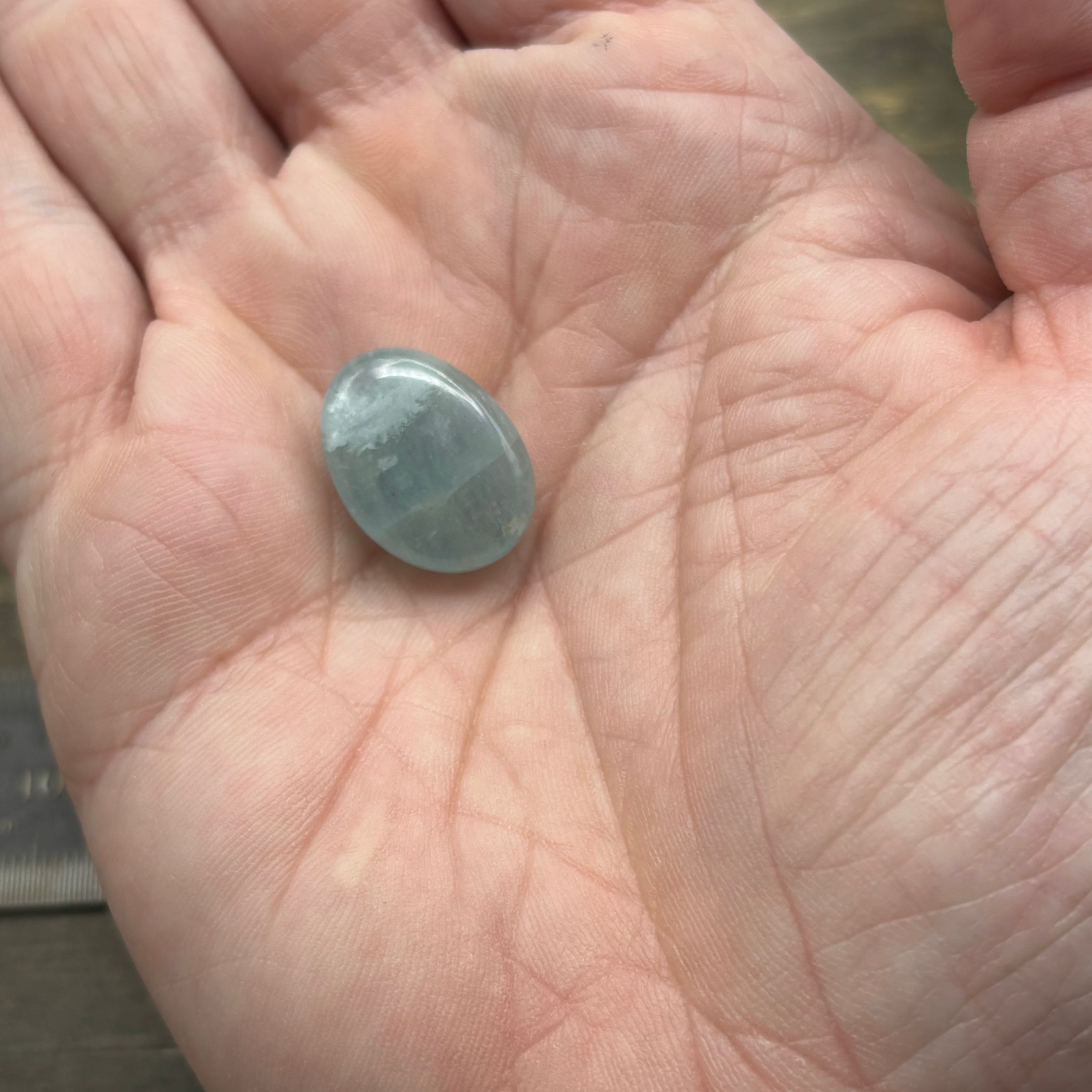 Aquamarine Magic Oval - 012