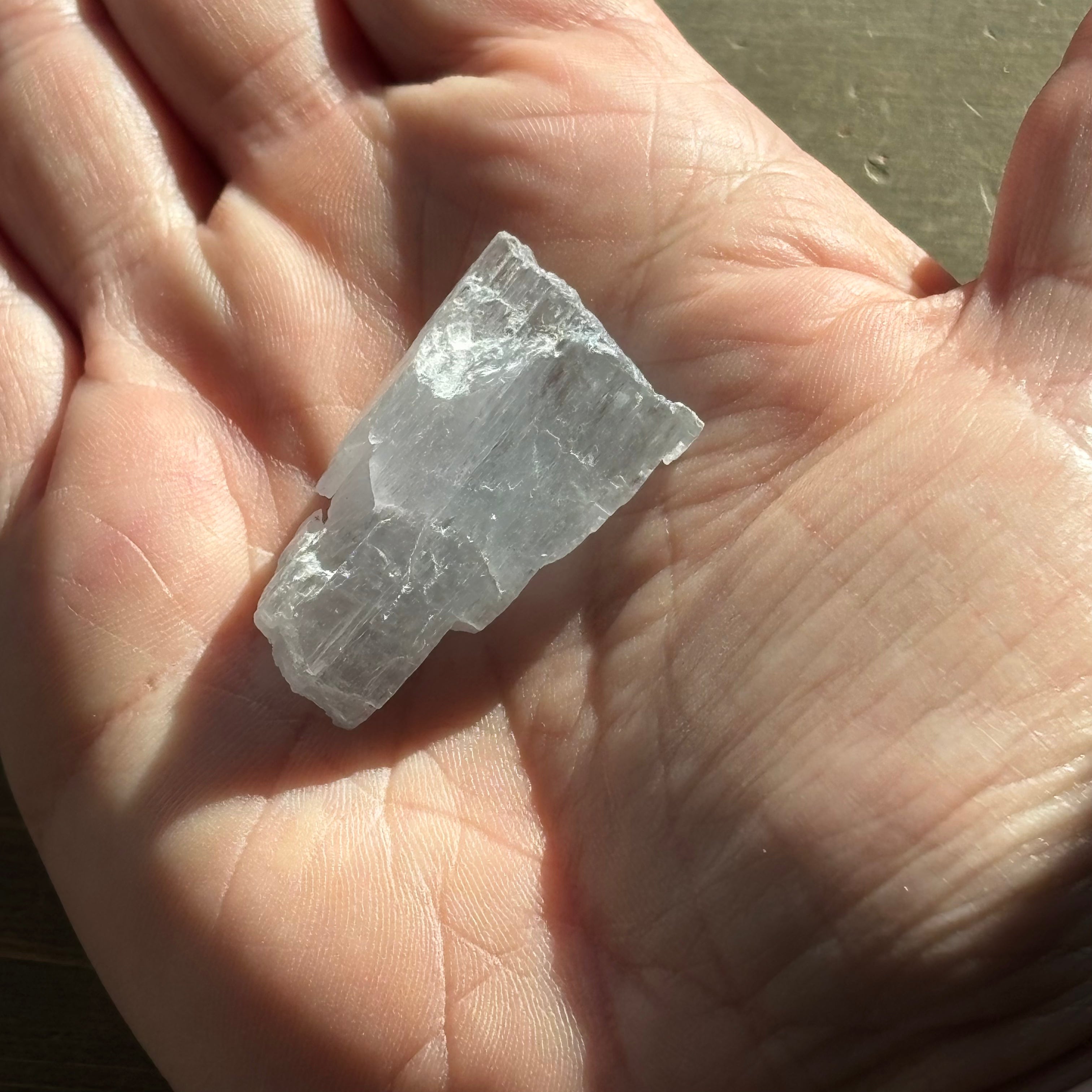 Kunzite (Spodumene) - 031