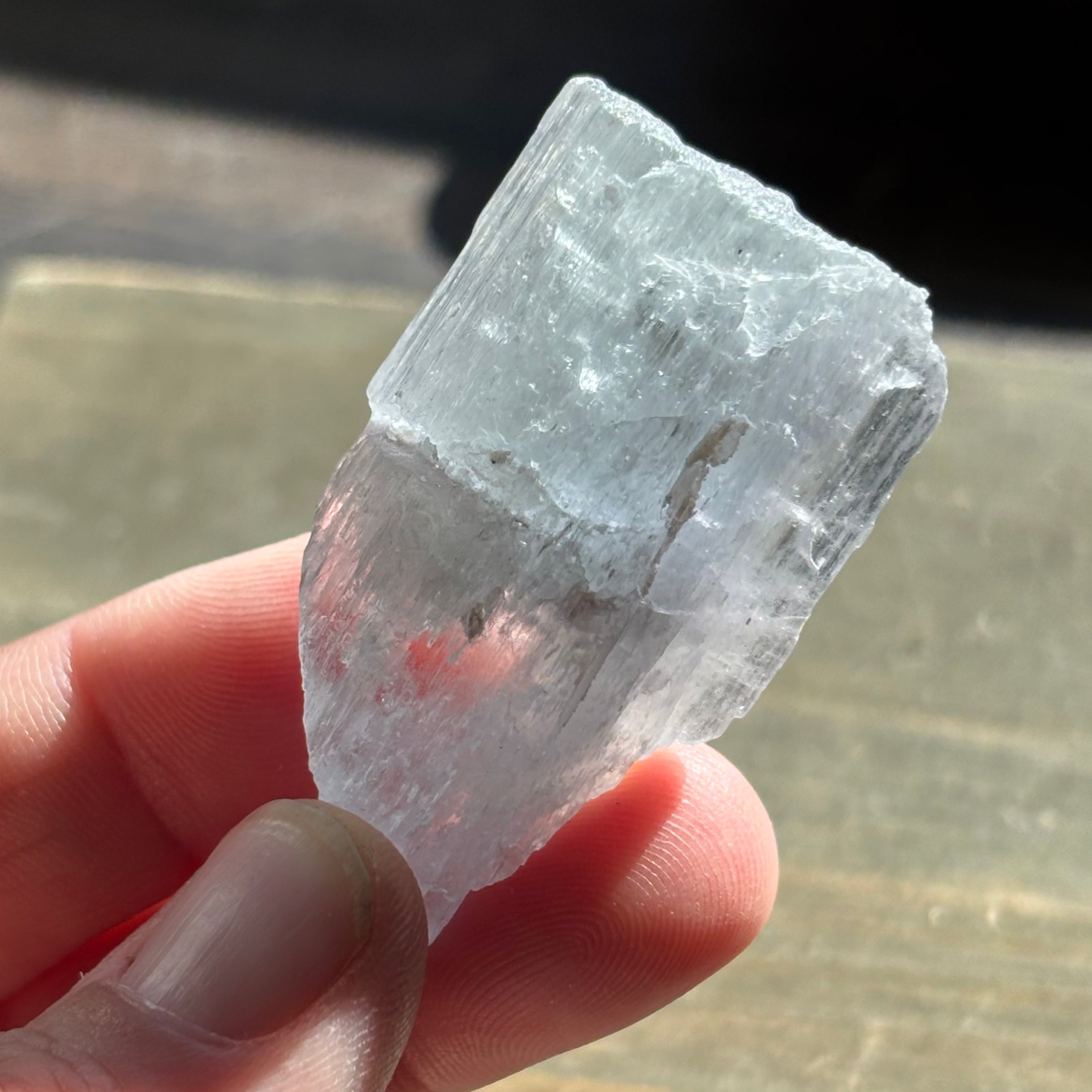 Kunzite (Spodumene) - 032