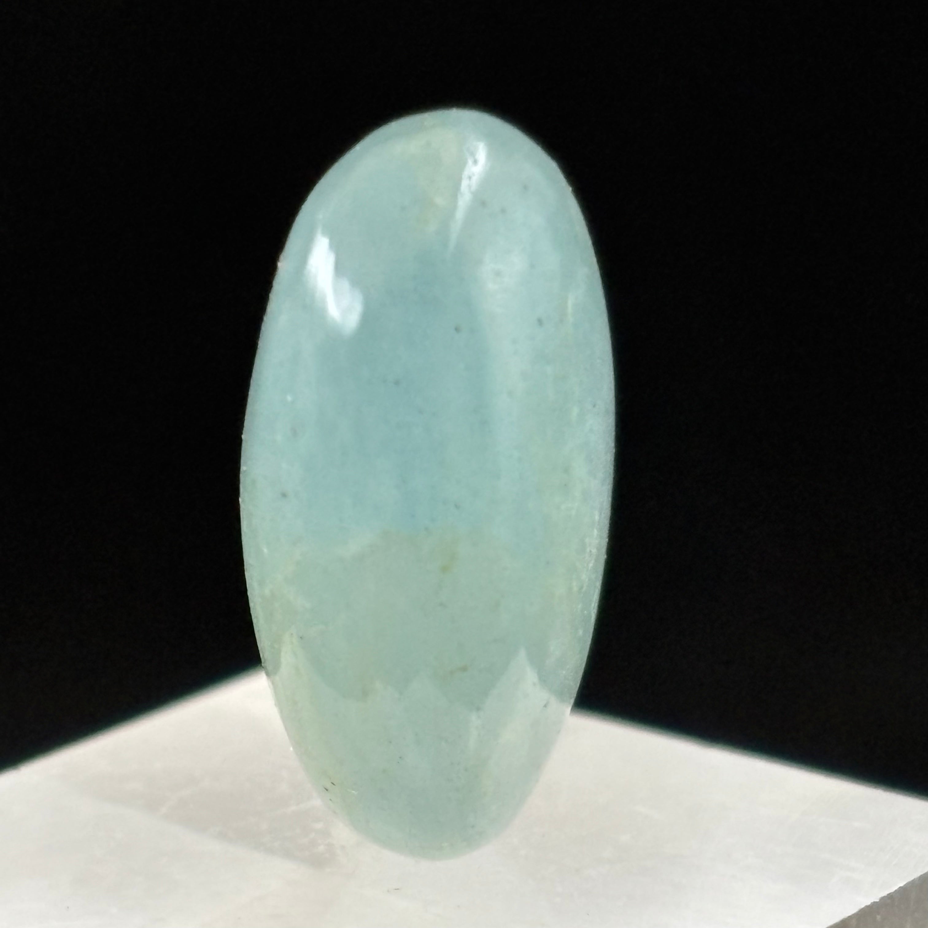 Aquamarine Magic Oval - 023
