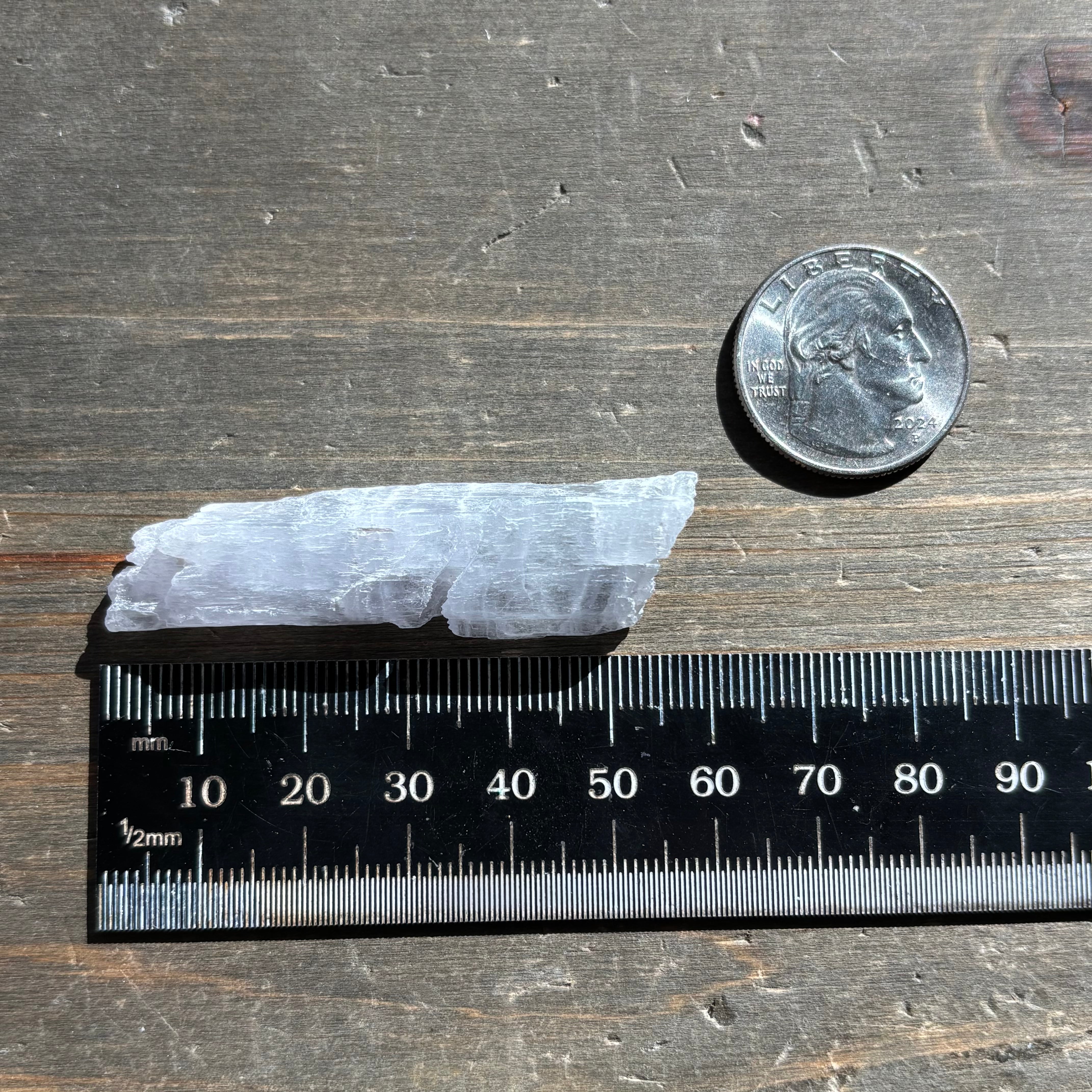 Kunzite (Spodumene) - 034