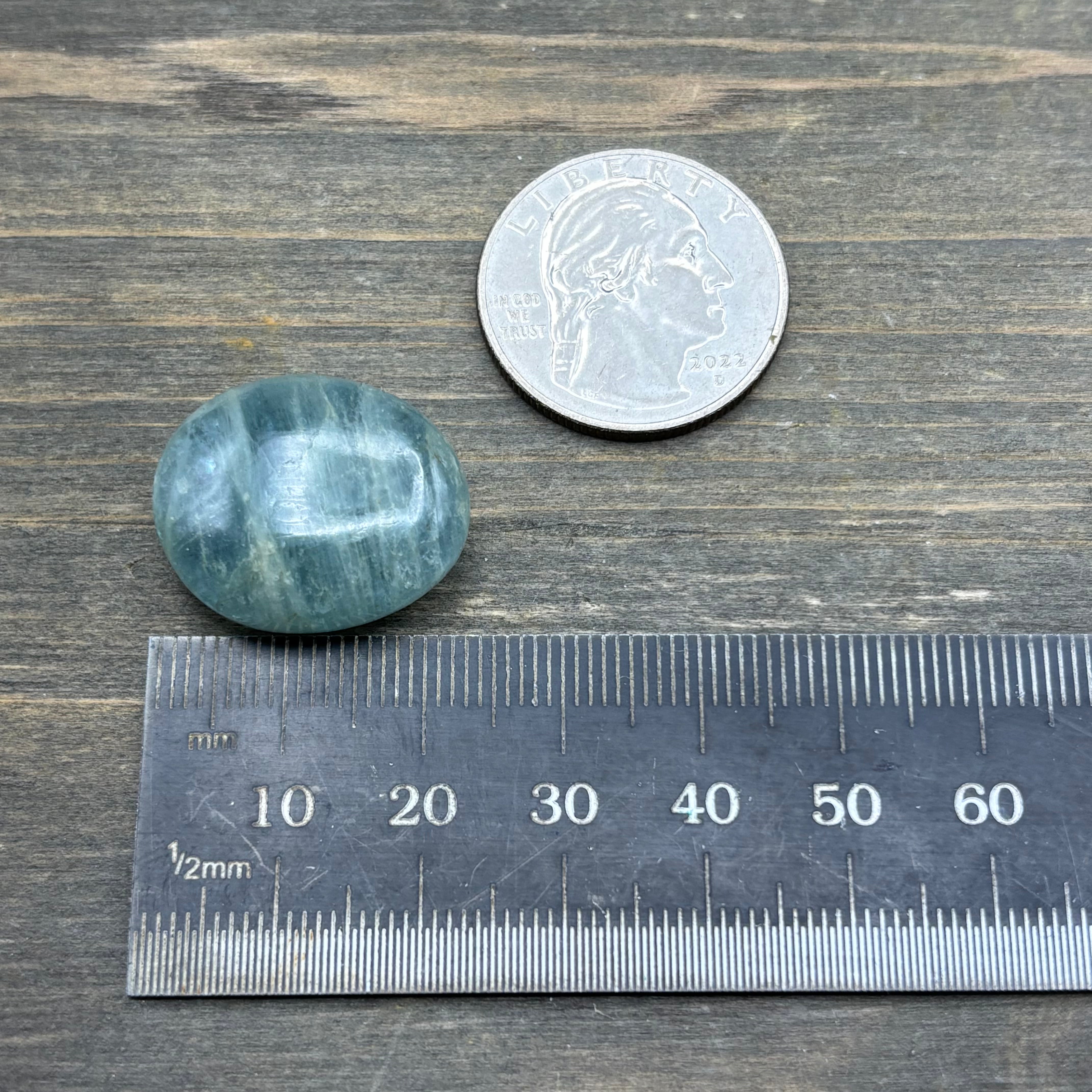 Aquamarine Magic Oval - 025