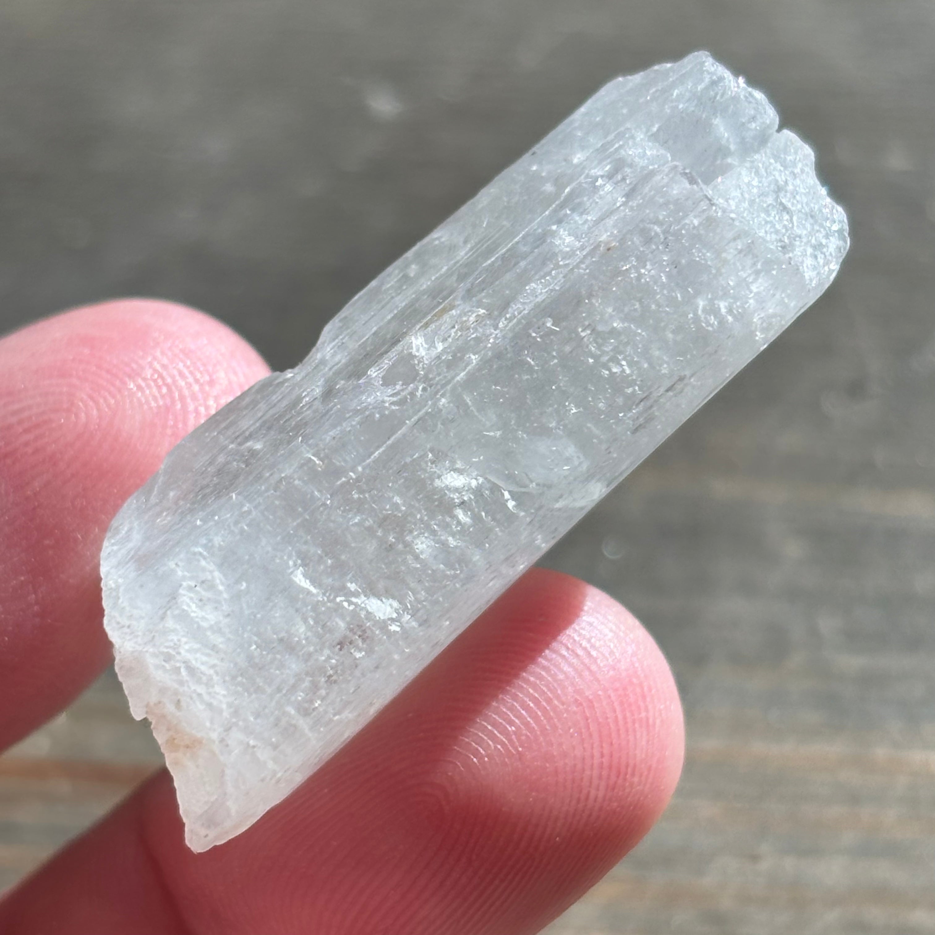 Kunzite (Spodumene) - 039