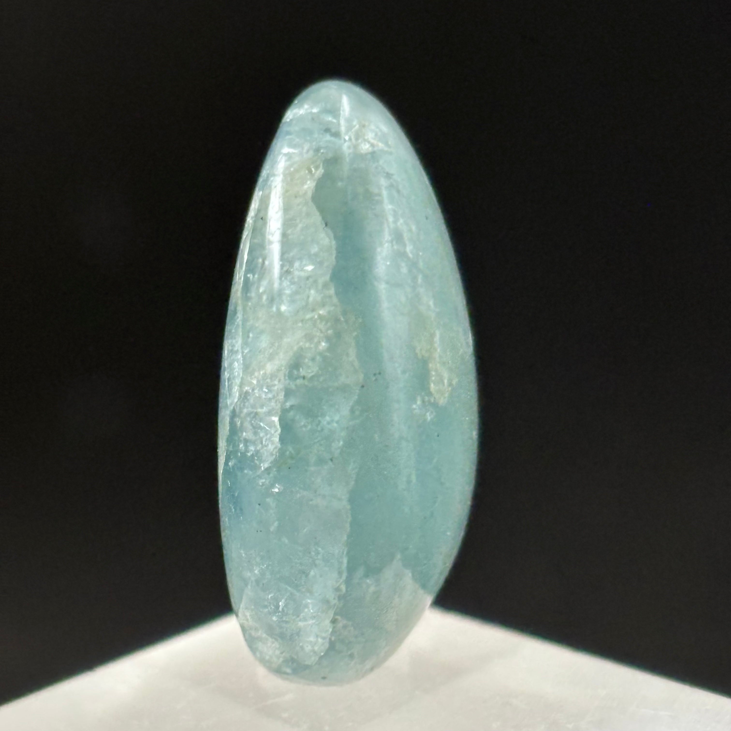 Aquamarine Magic Oval - 030