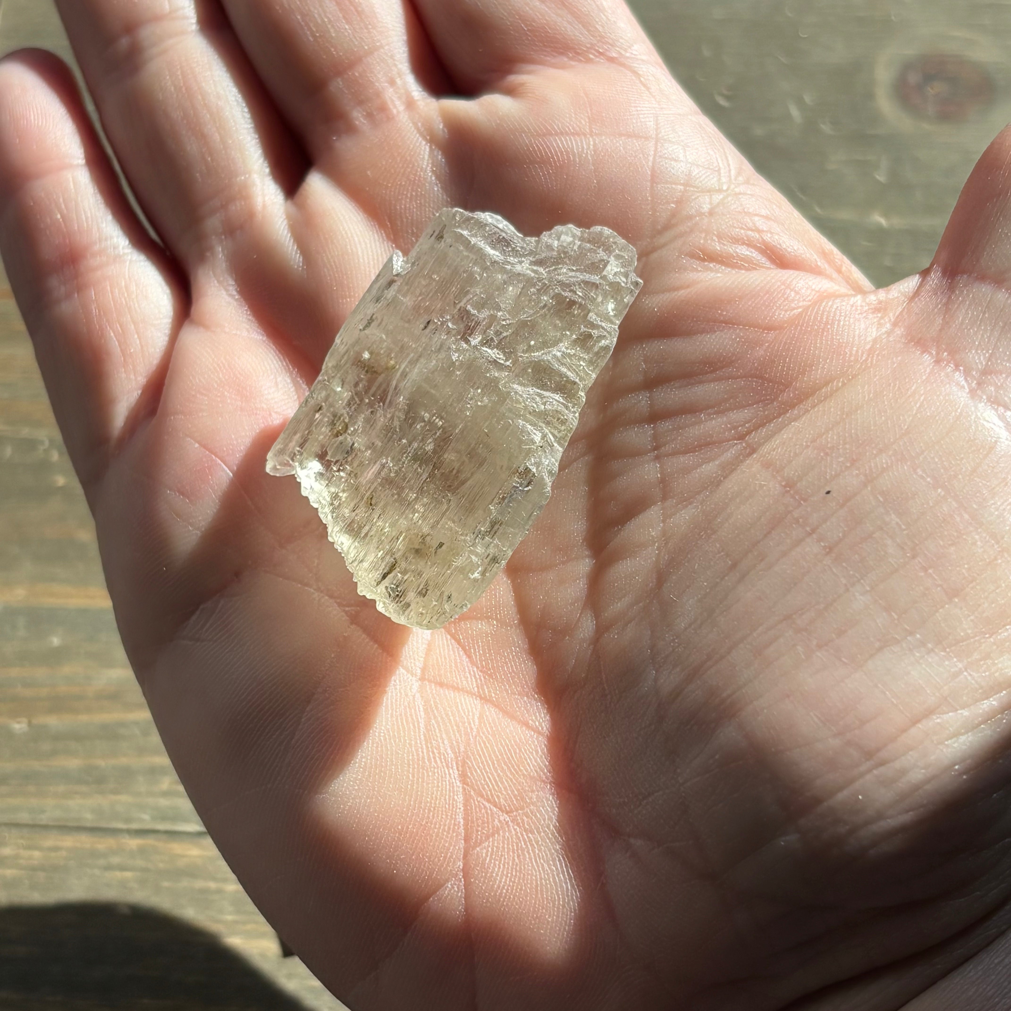 Kunzite (Spodumene) - 040