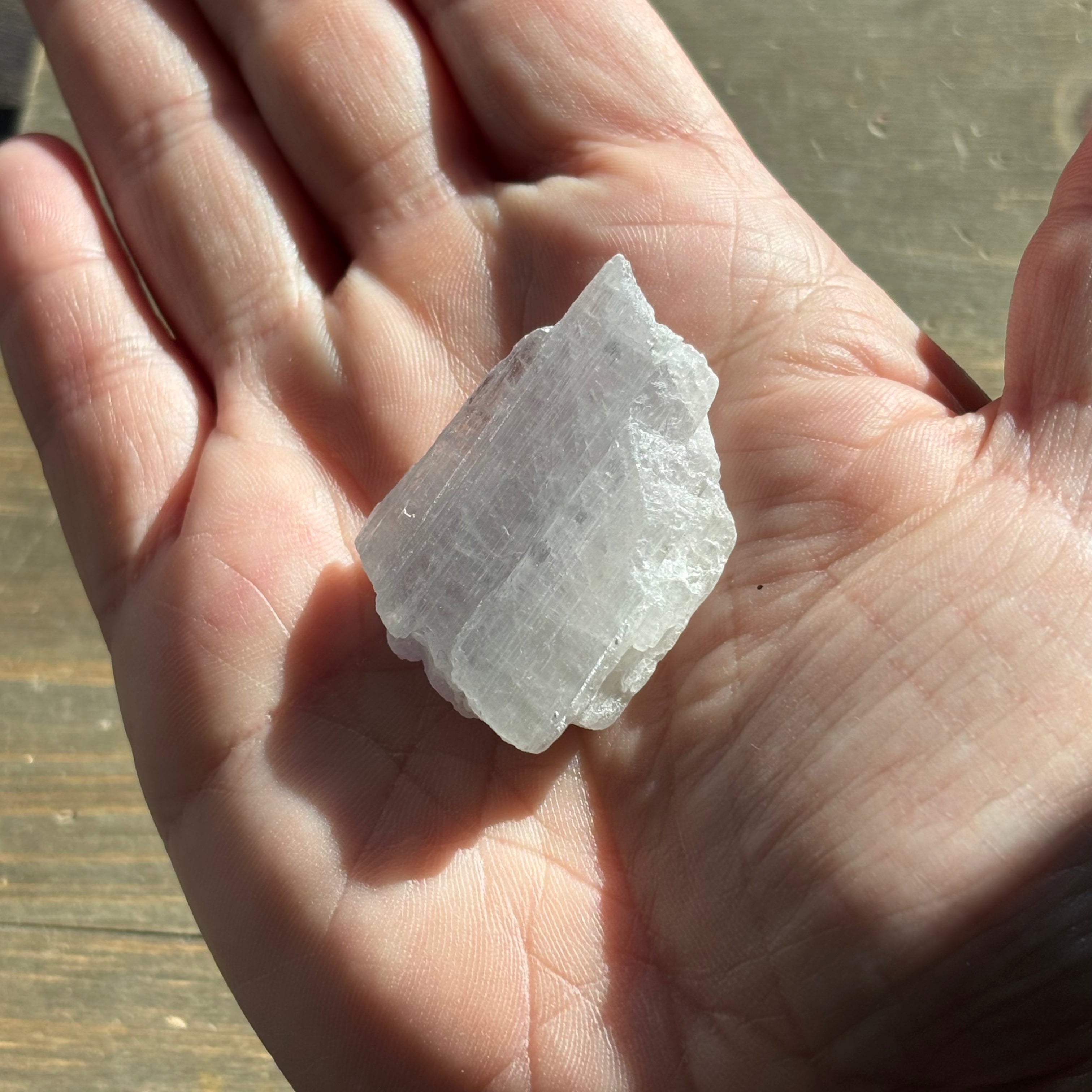 Kunzite (Spodumene) - 044