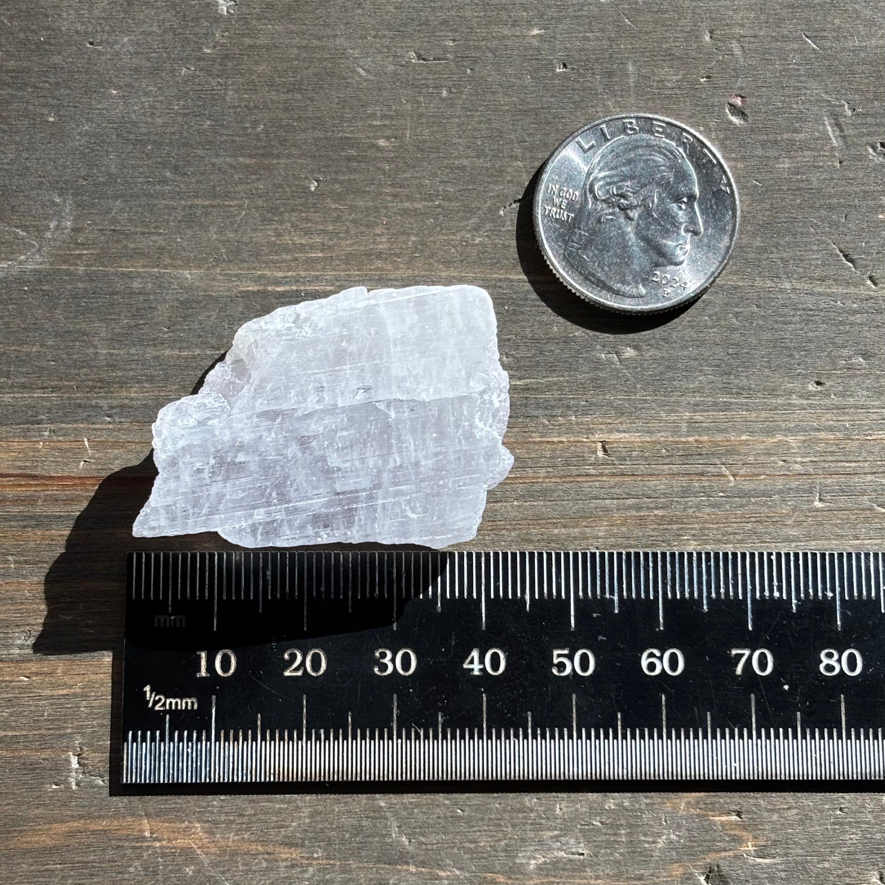 Kunzite (Spodumene) - 044