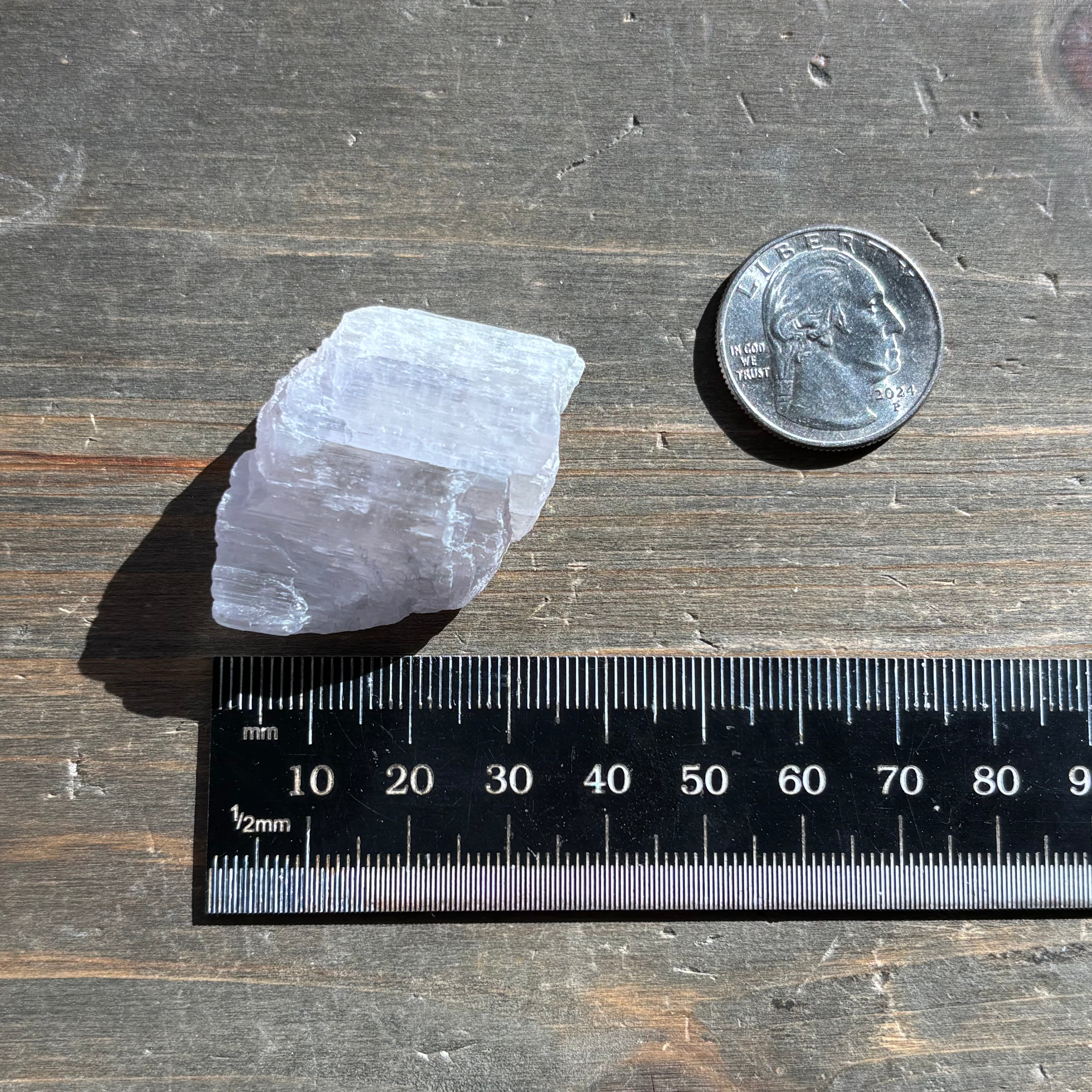 Kunzite (Spodumene) - 046
