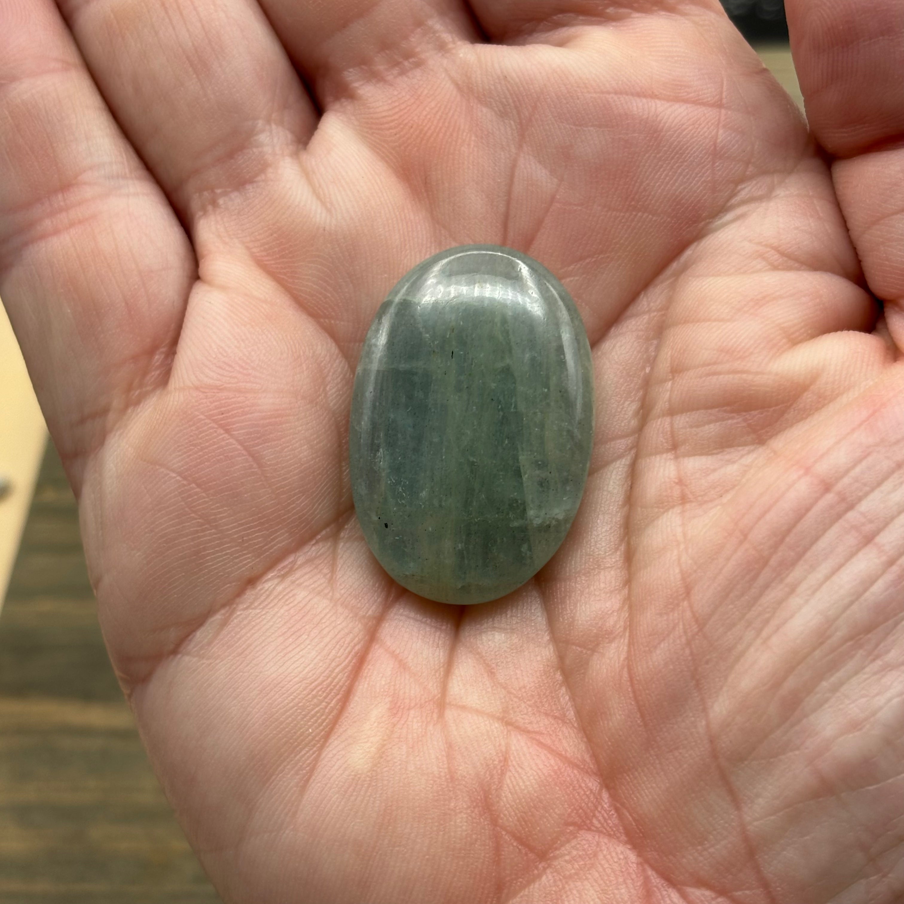 Aquamarine Magic Oval - 037