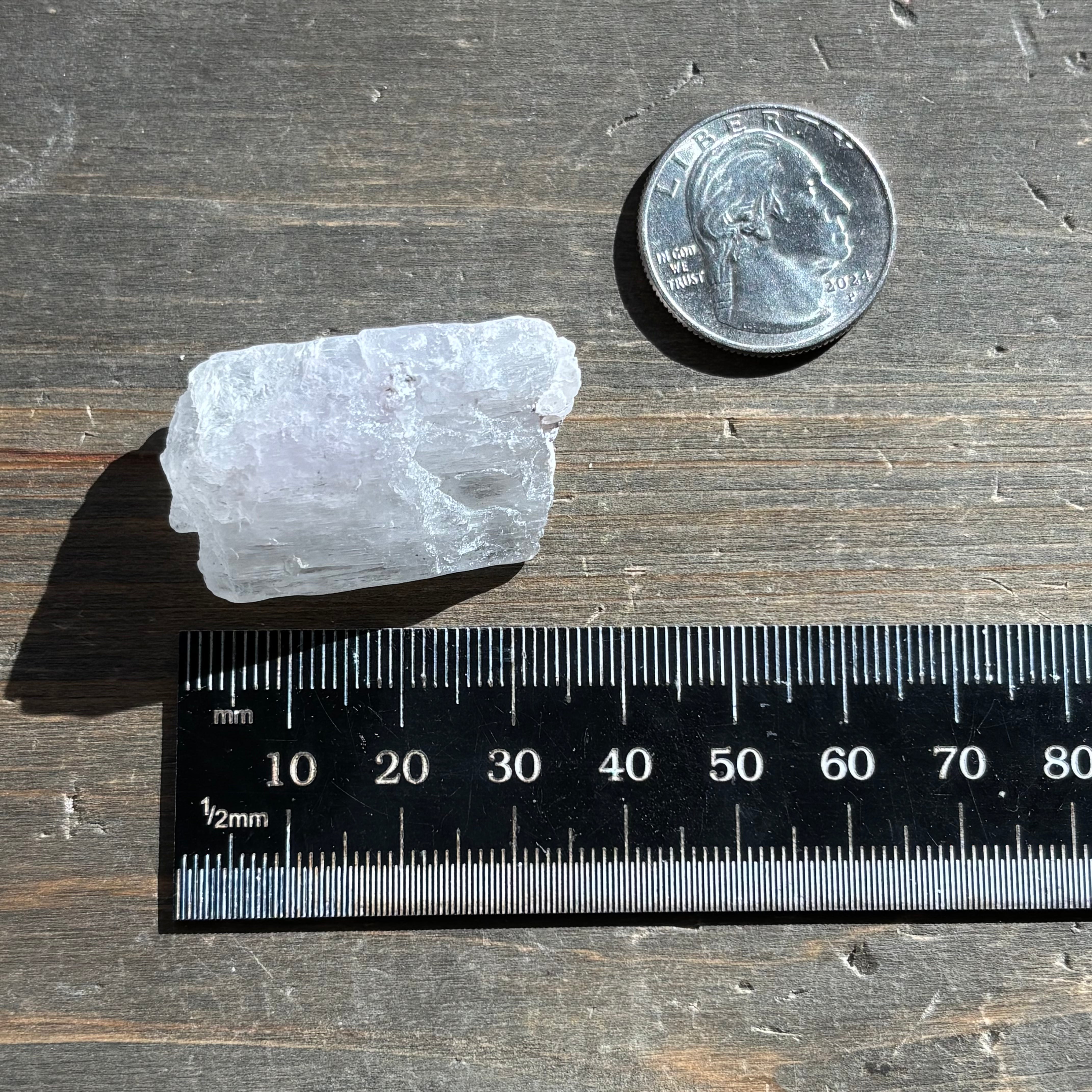 Kunzite (Spodumene) - 048