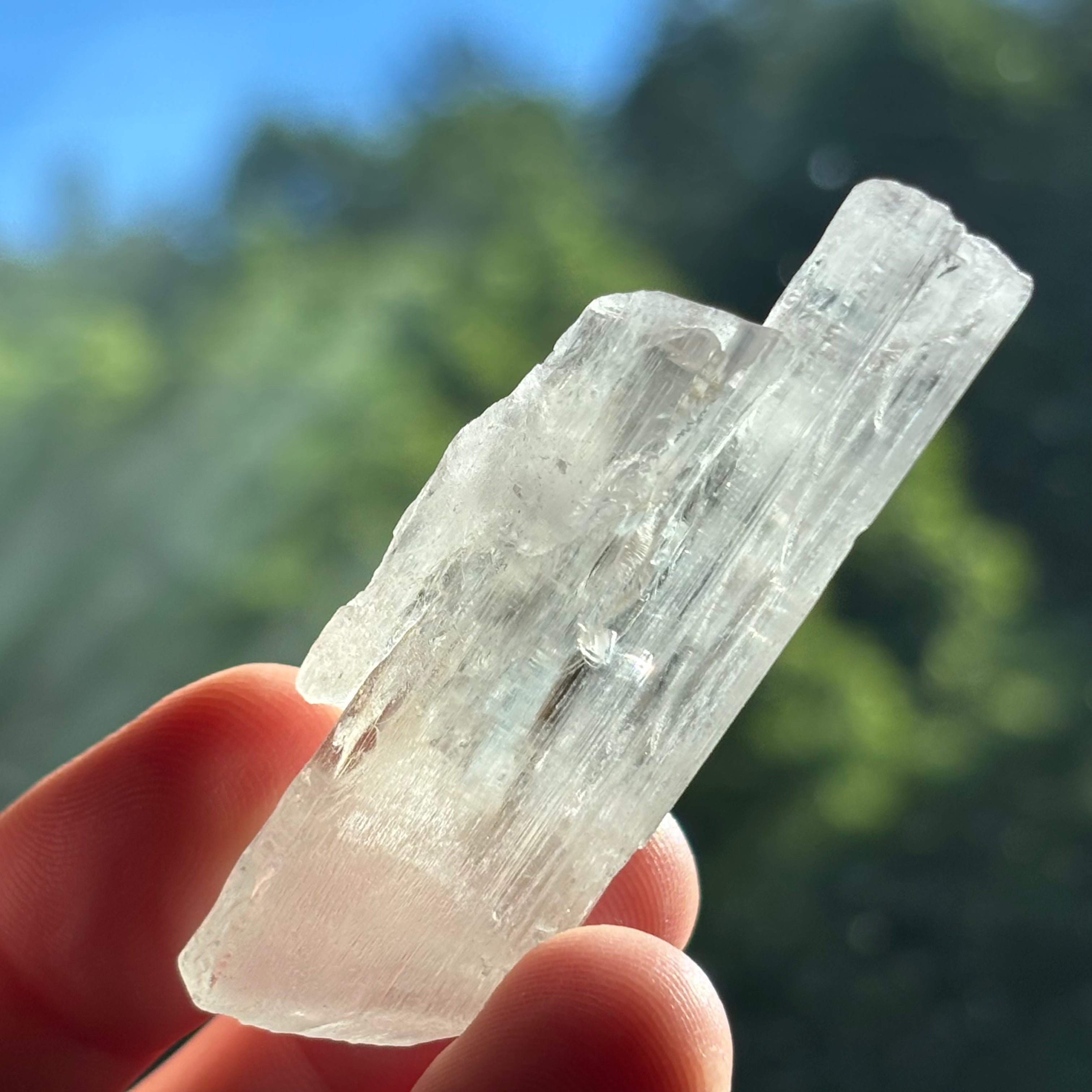 Kunzite (Spodumene) - 050