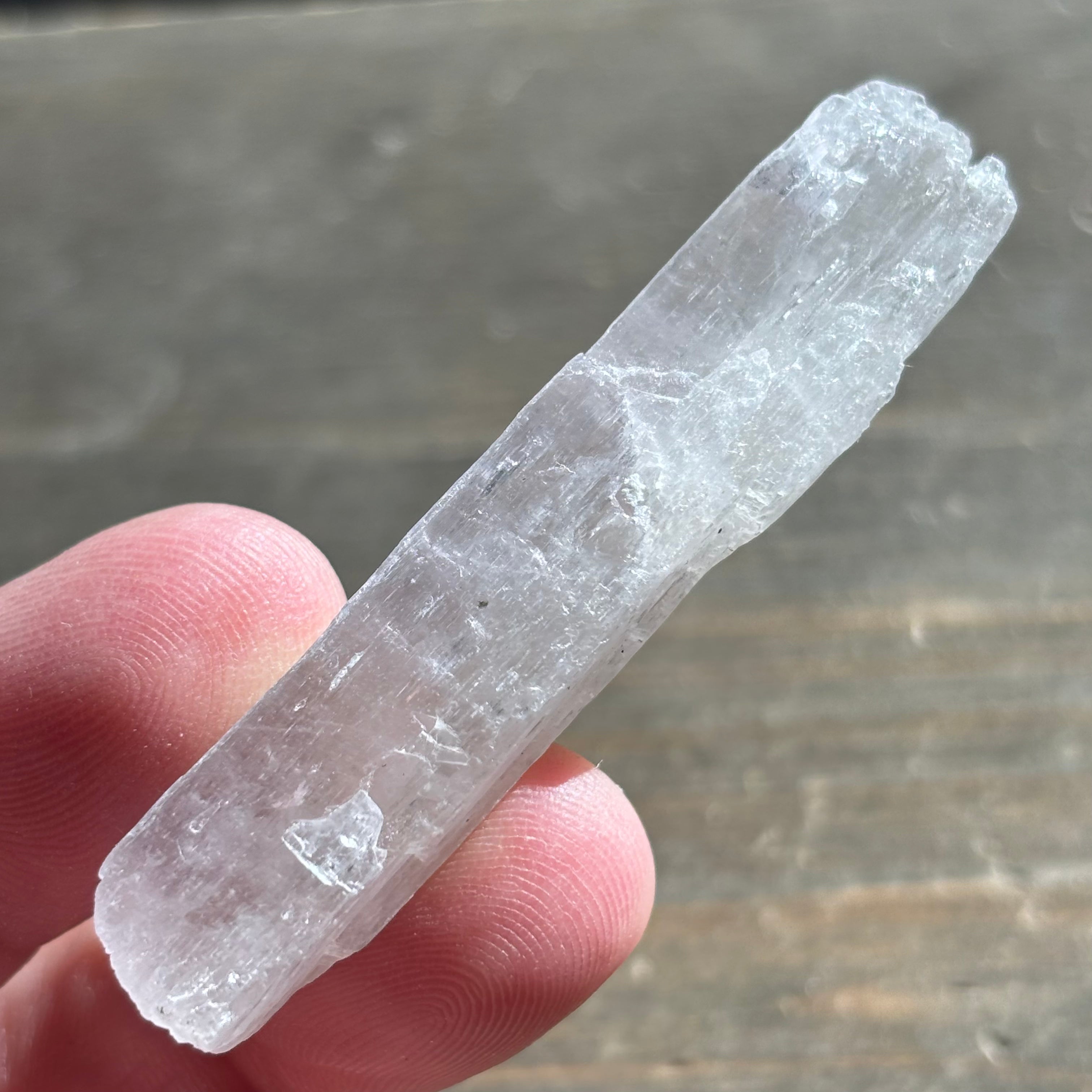 Kunzite (Spodumene) - 051