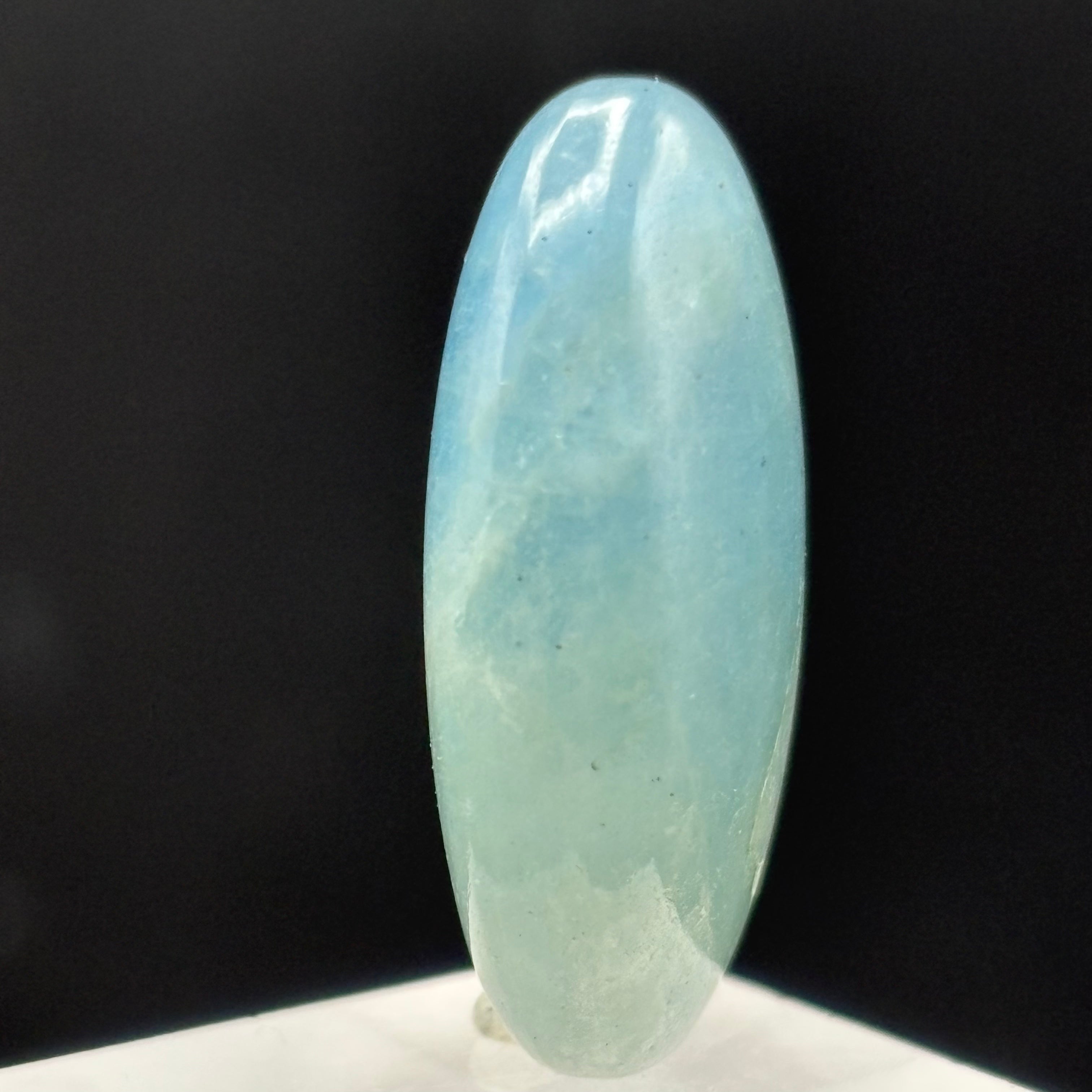 Aquamarine Magic Oval - 041