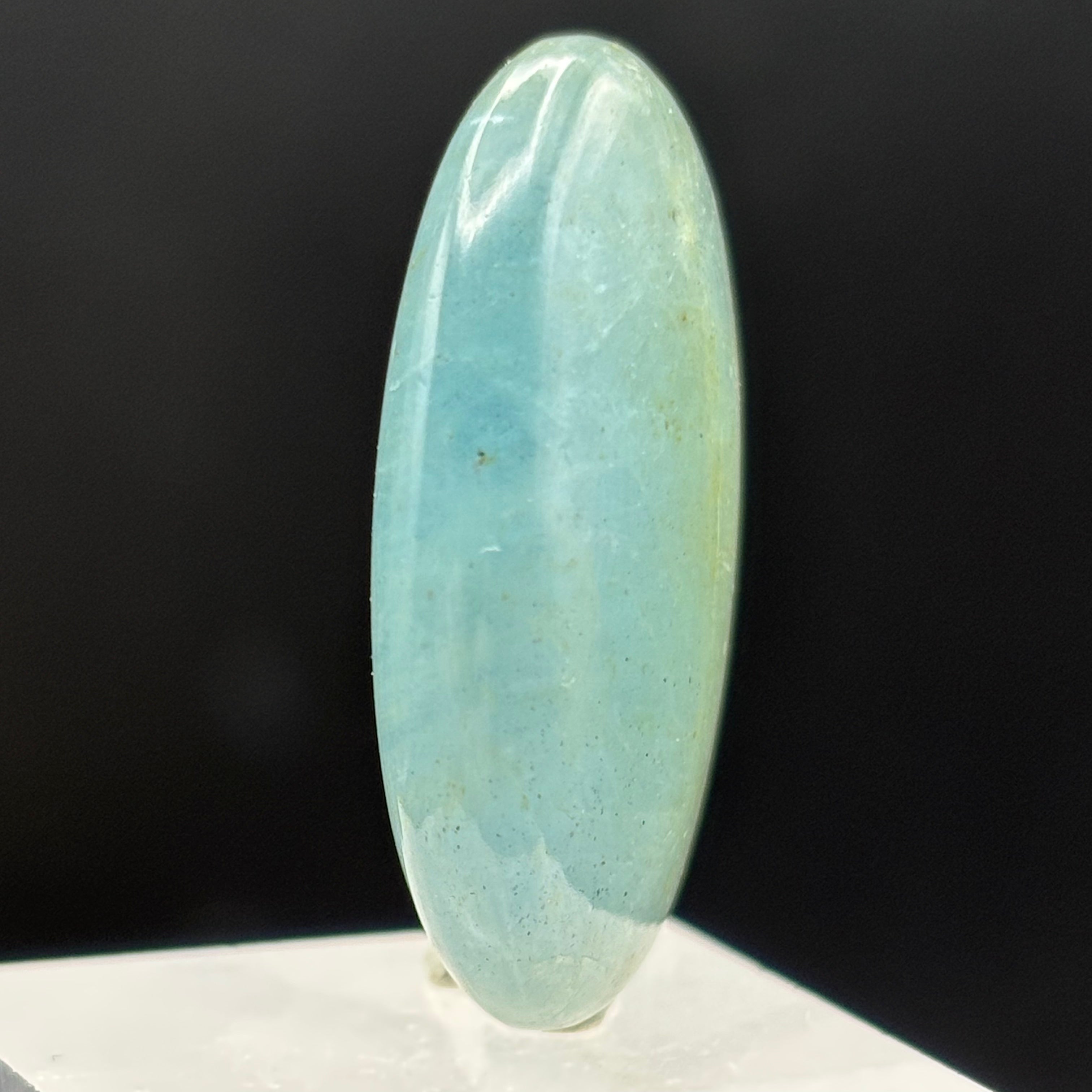Aquamarine Magic Oval - 043