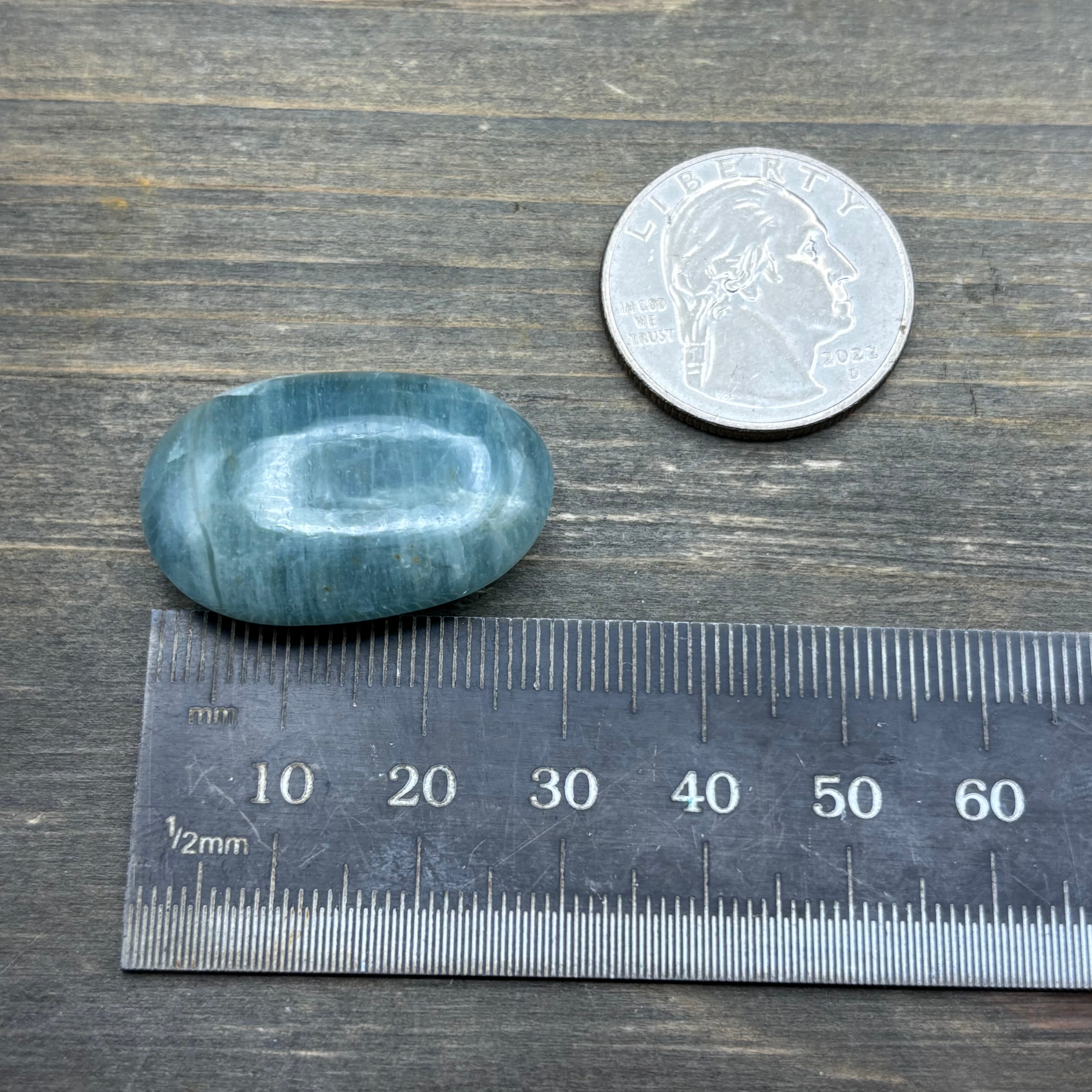 Aquamarine Magic Oval - 047