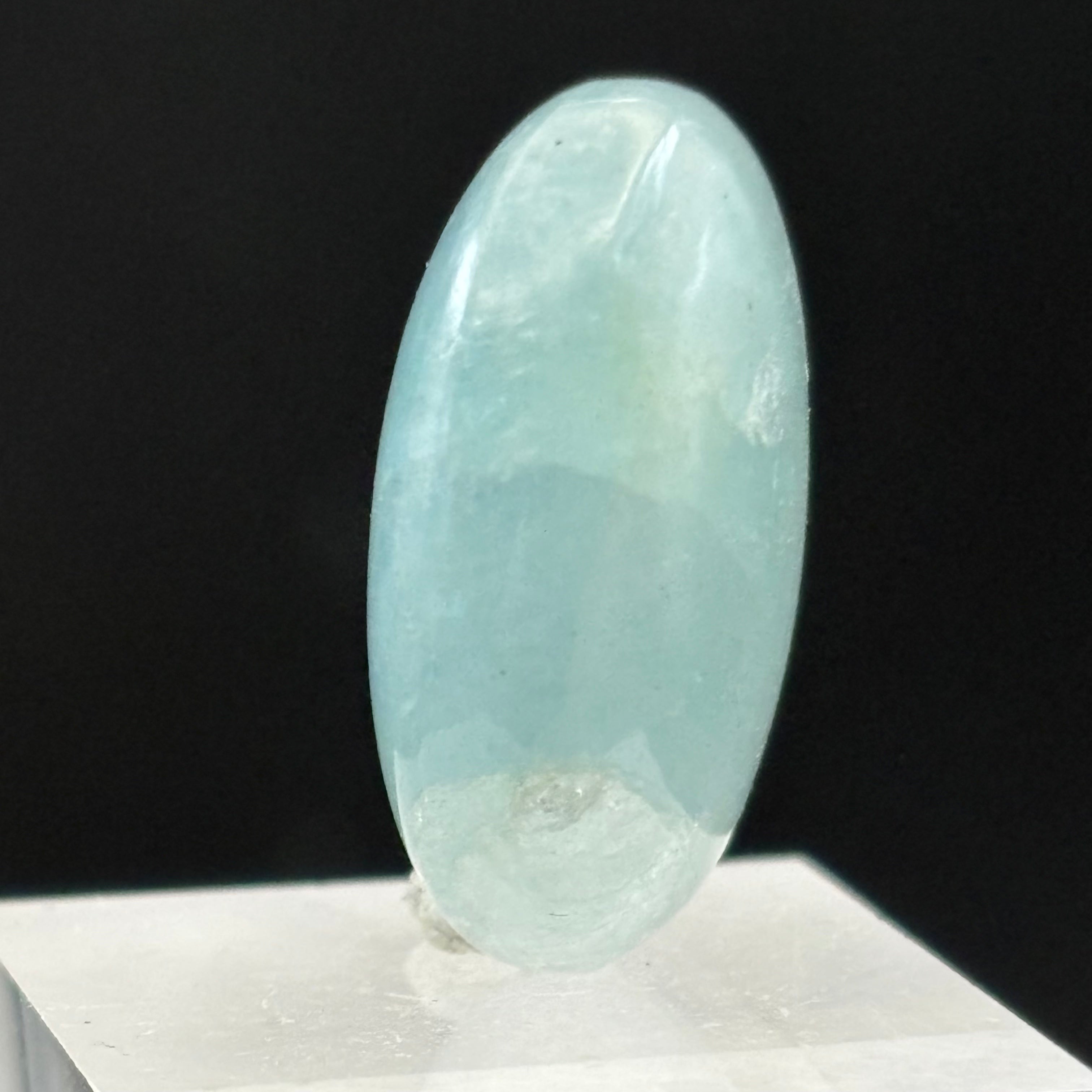 Aquamarine Magic Oval - 054