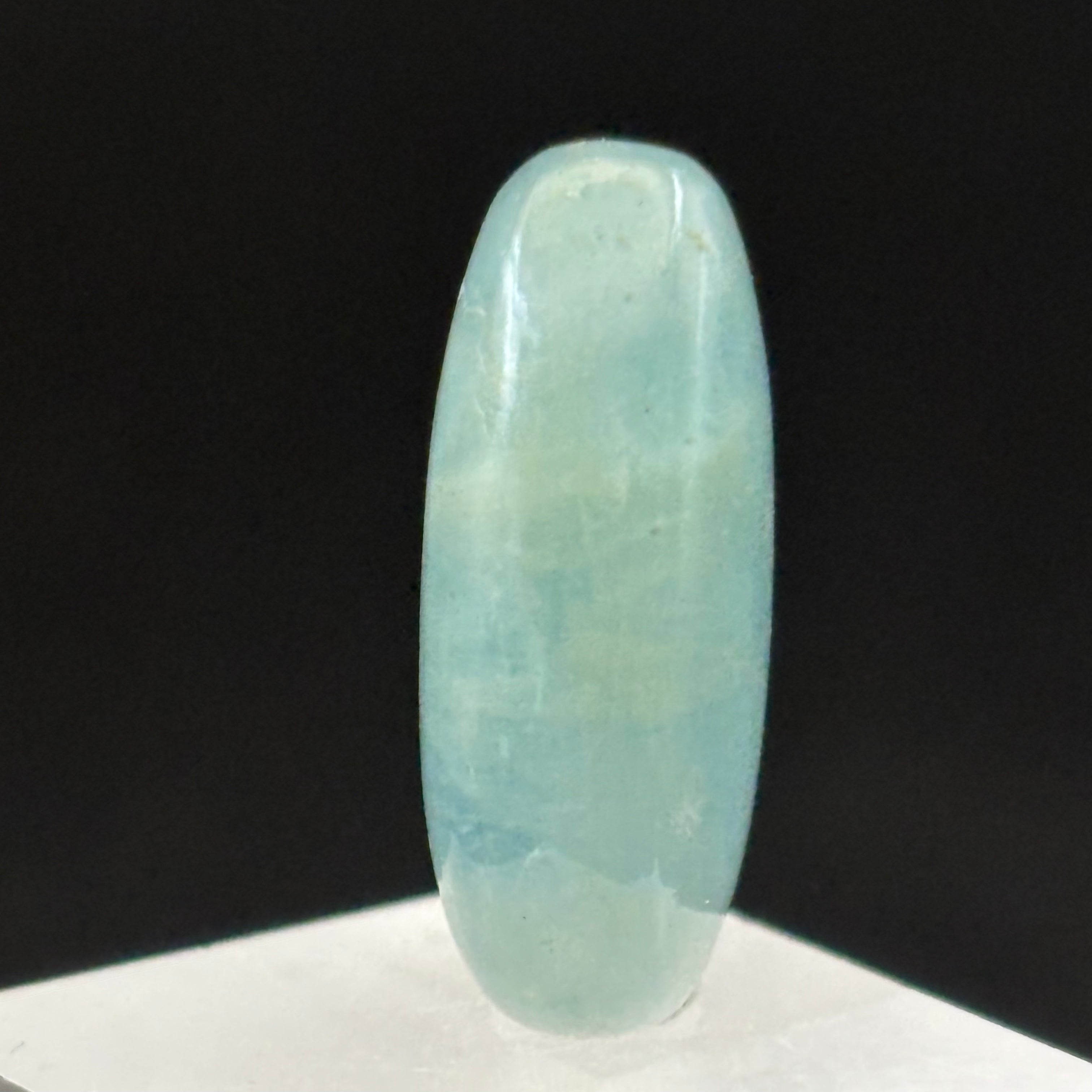 Aquamarine Magic Oval - 057