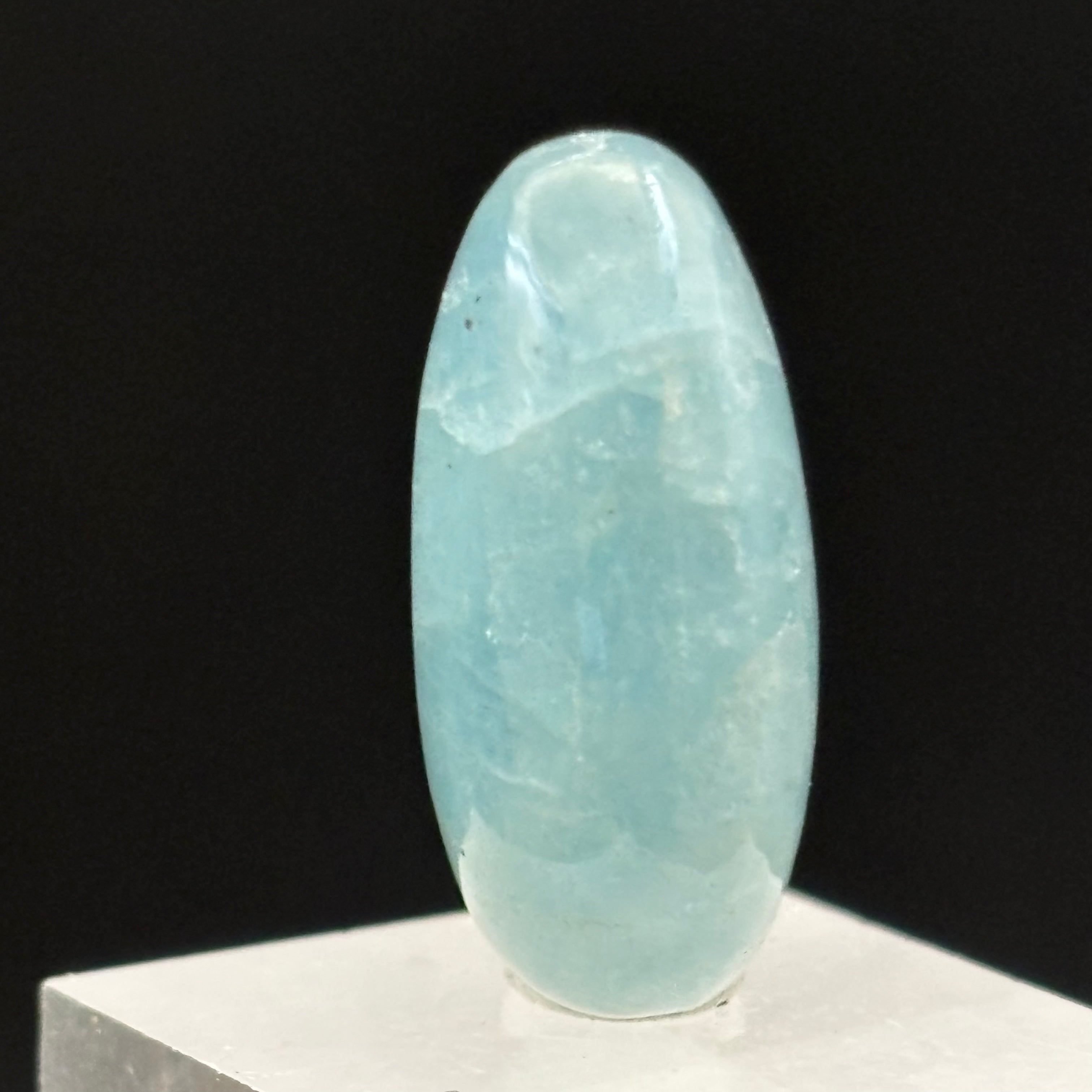 Aquamarine Magic Oval - 060