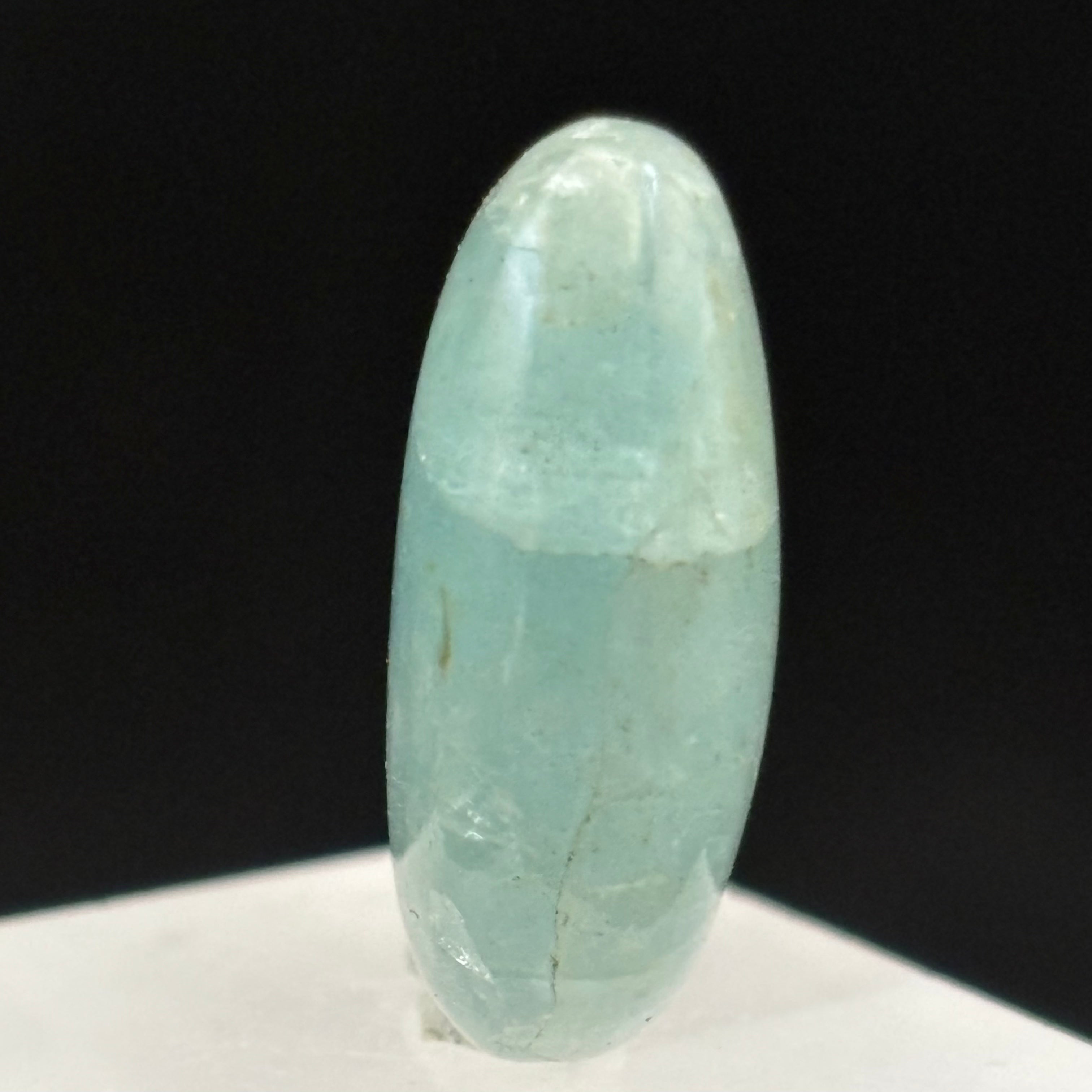 Aquamarine Magic Oval - 061
