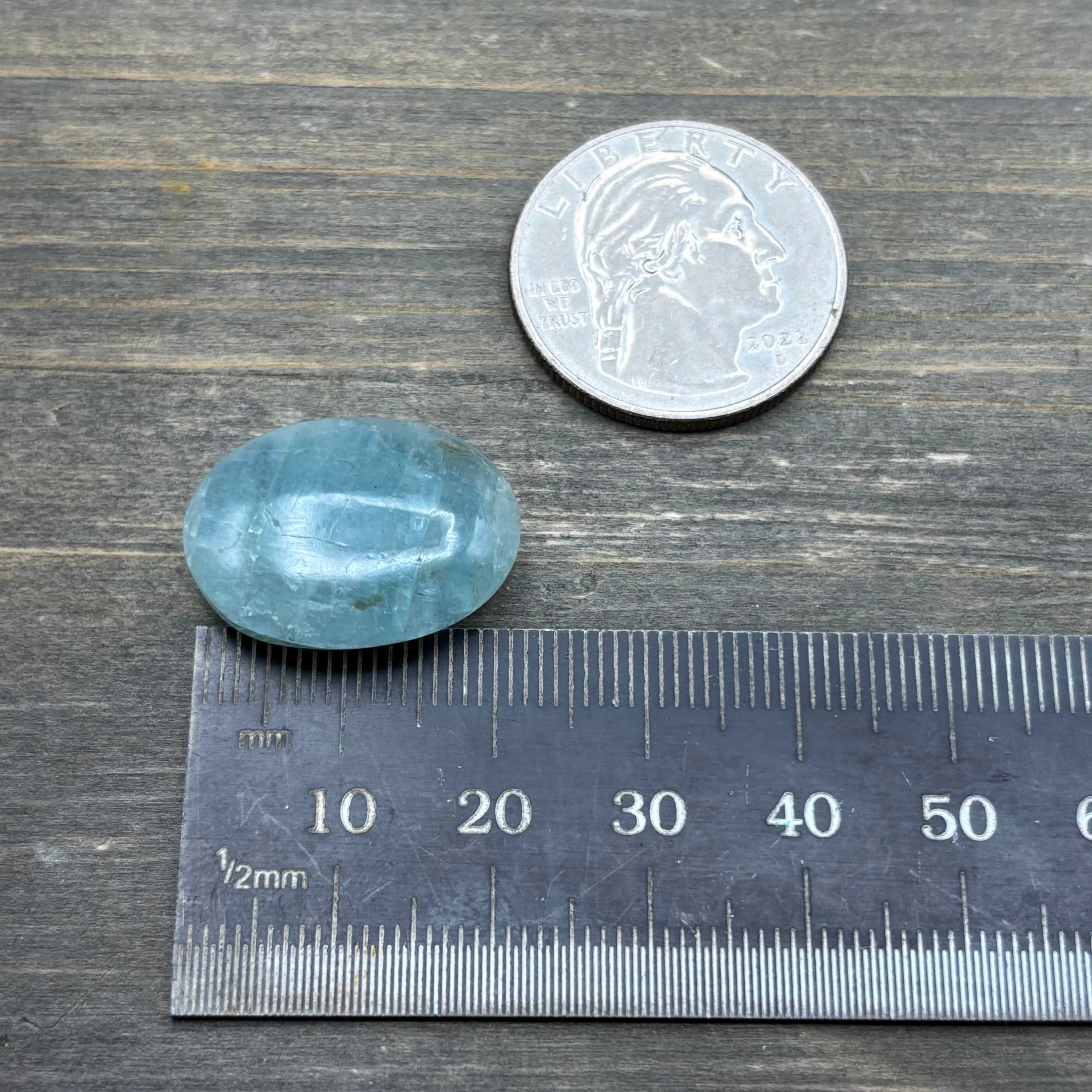 Aquamarine Magic Oval - 061