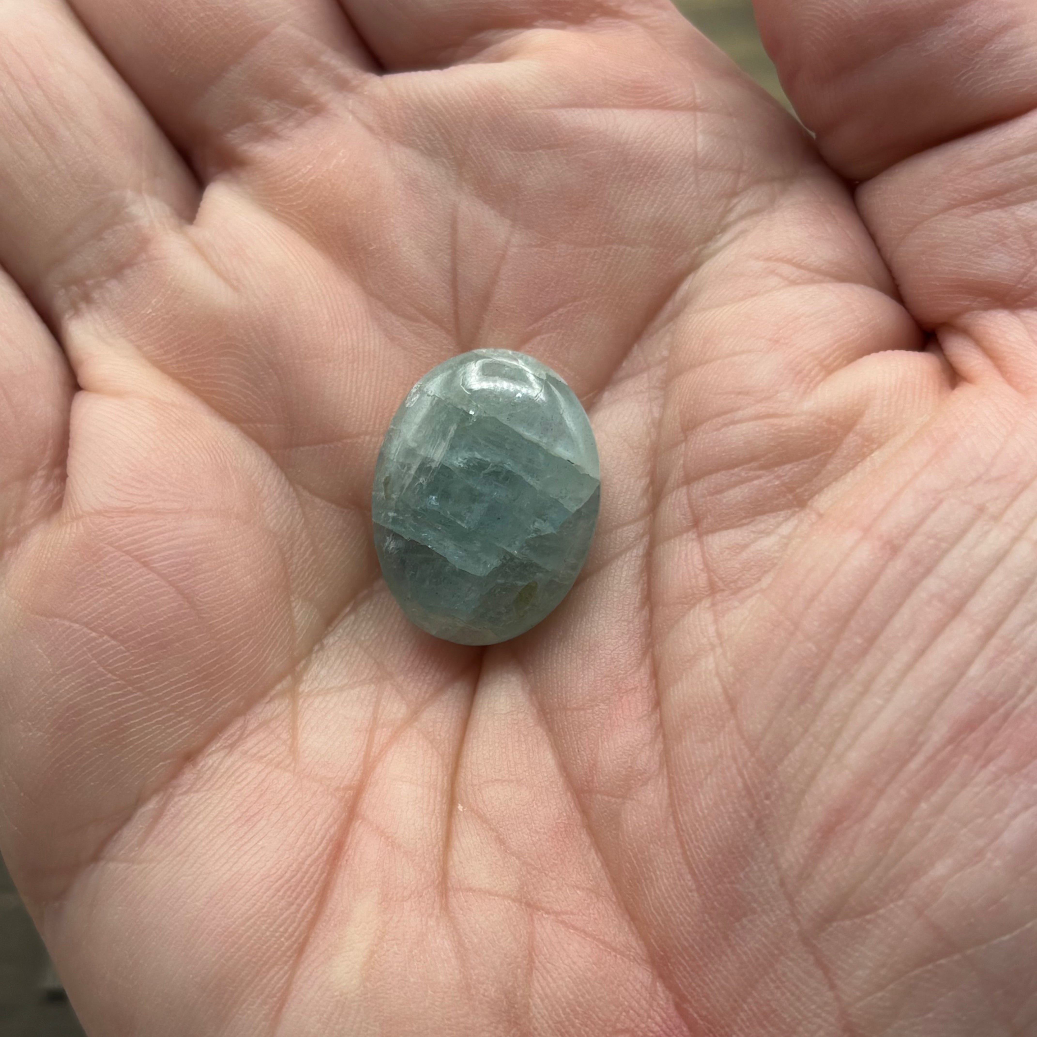 Aquamarine Magic Oval - 061