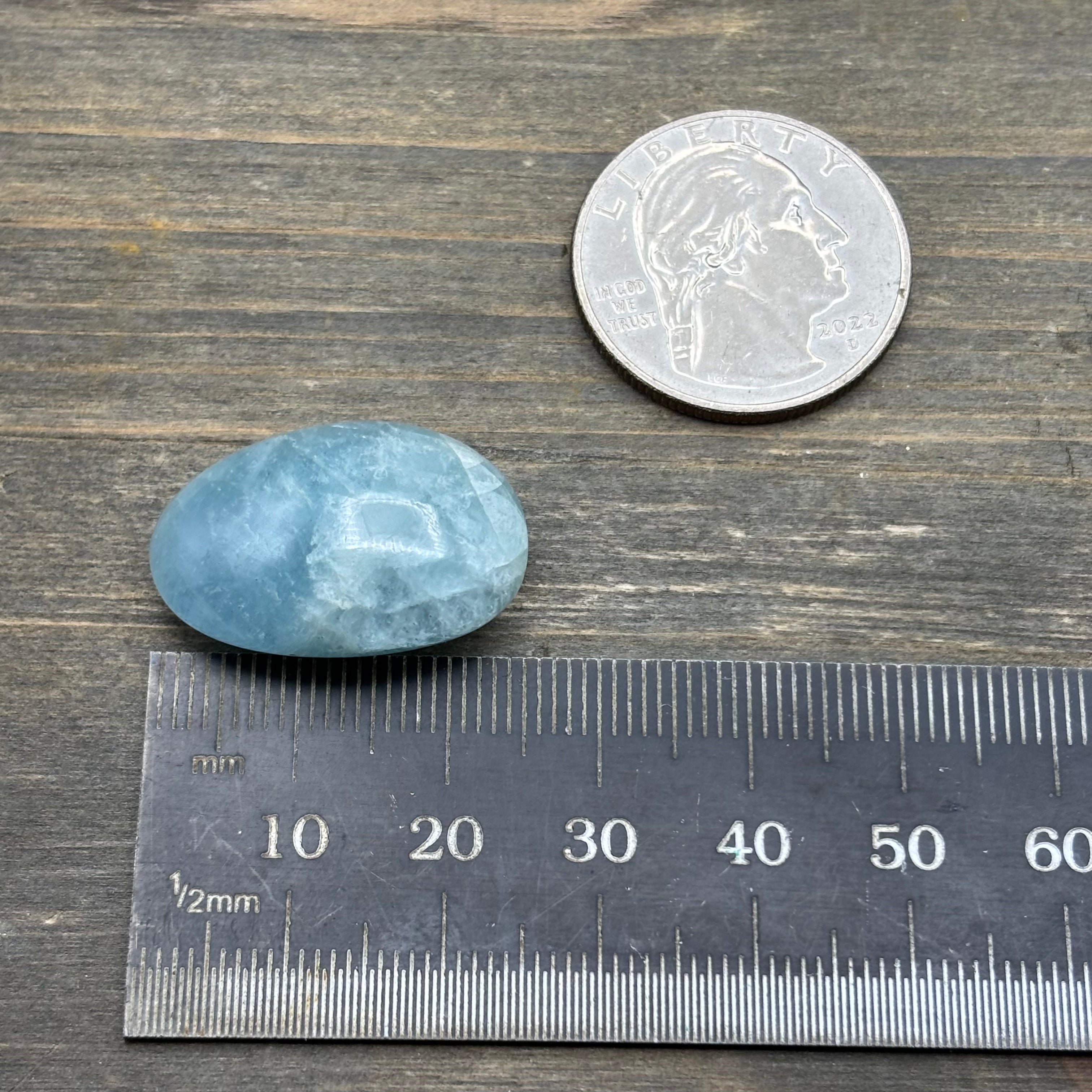 Aquamarine Magic Oval - 067