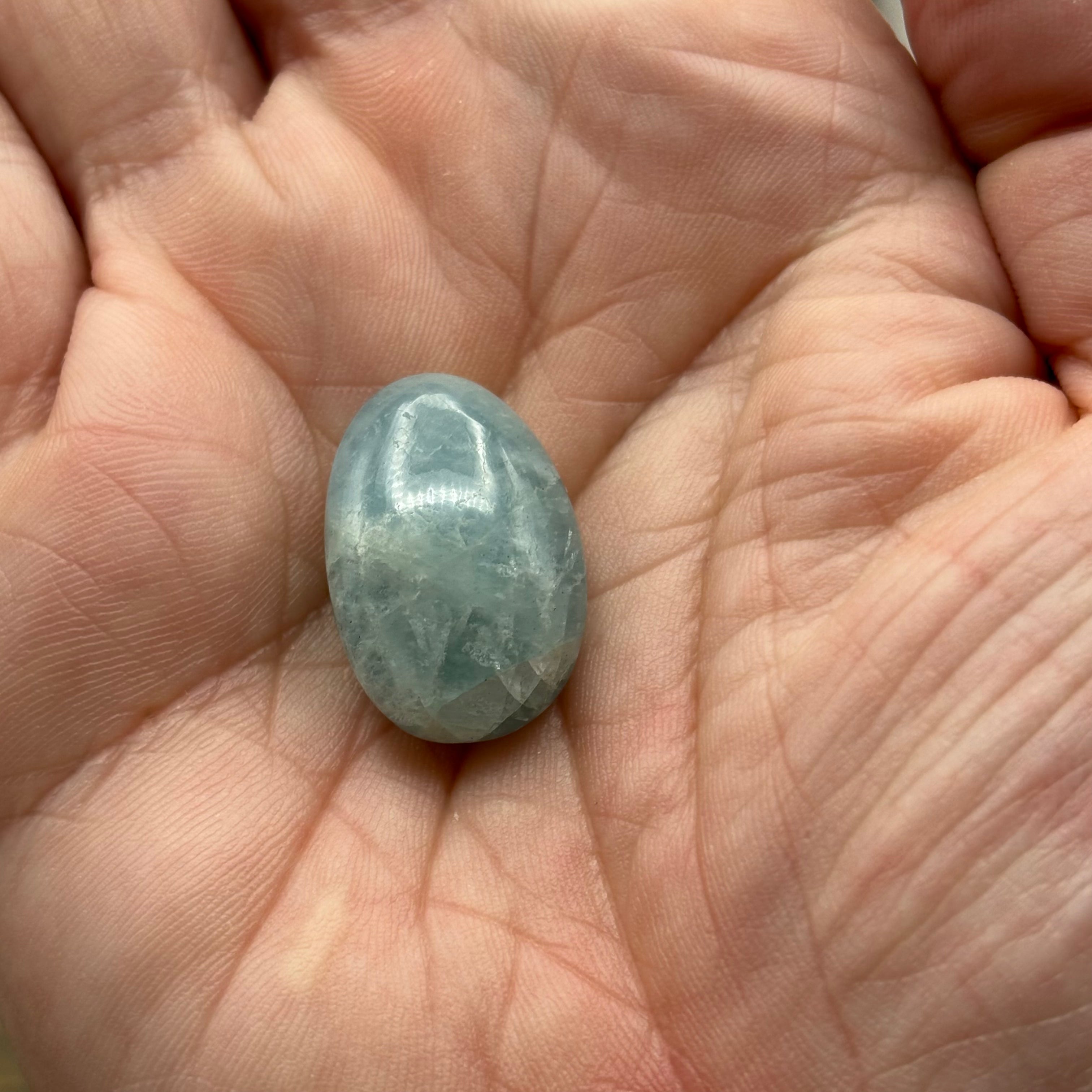 Aquamarine Magic Oval - 067