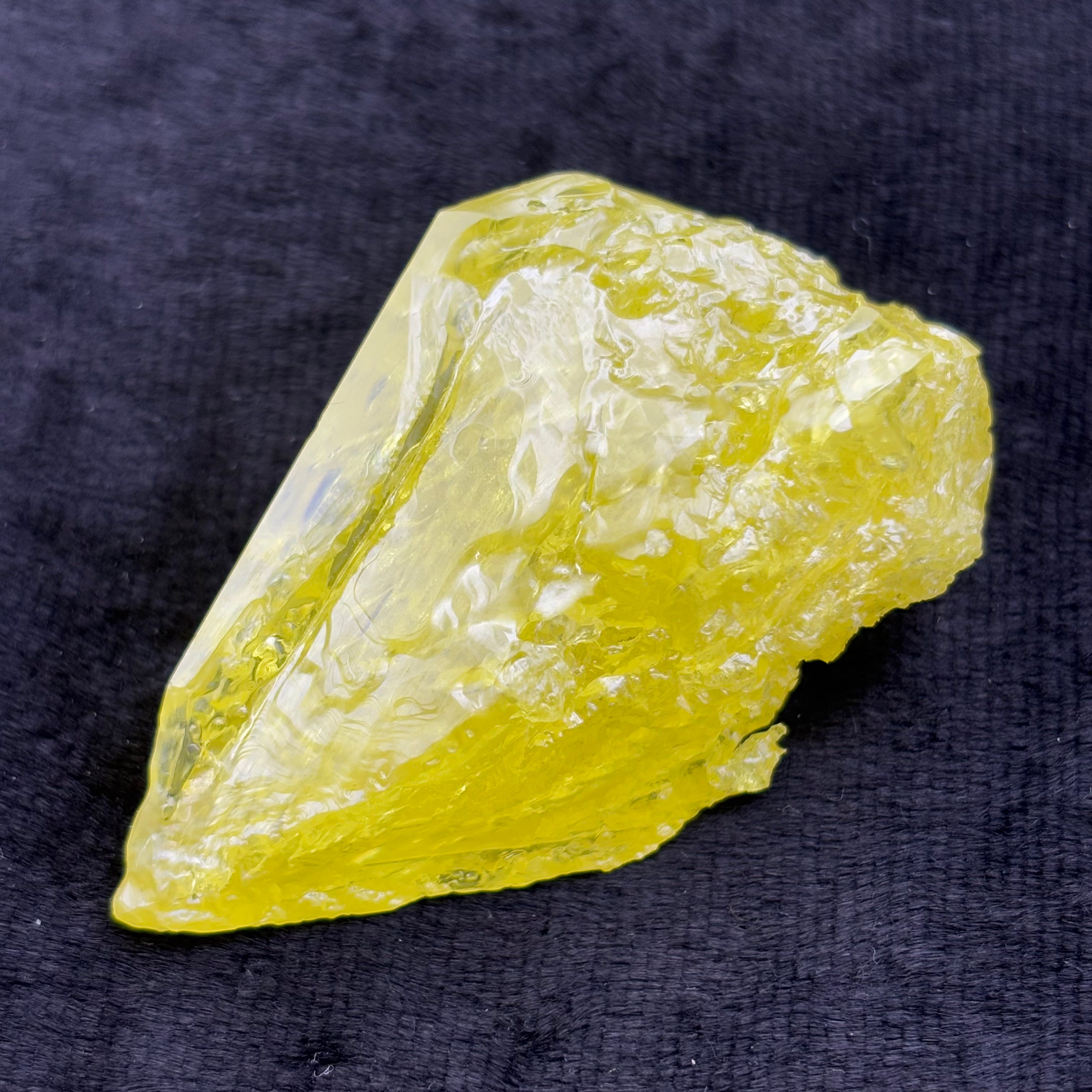 Sulfur Whole Crystal - 120