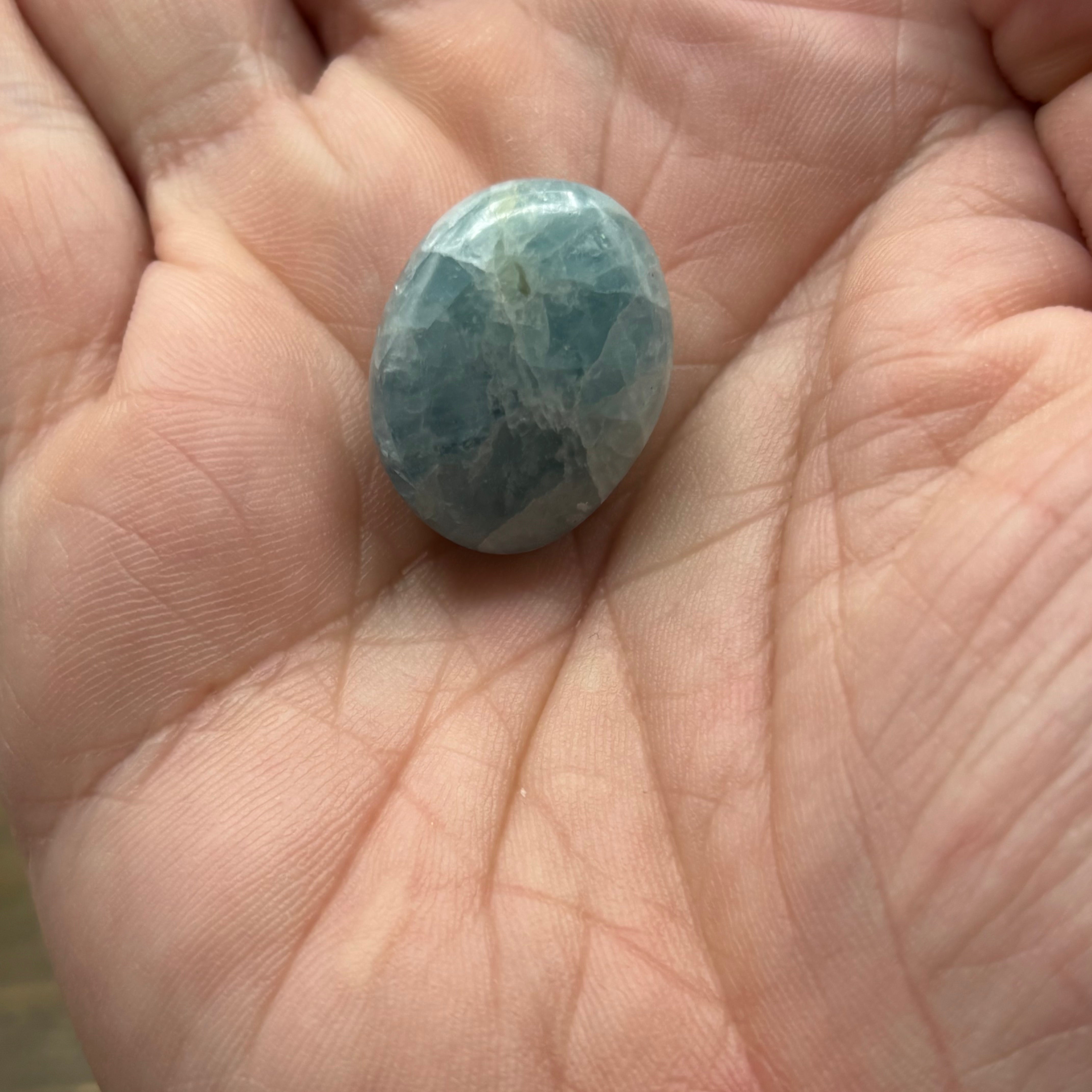 Aquamarine Magic Oval - 072