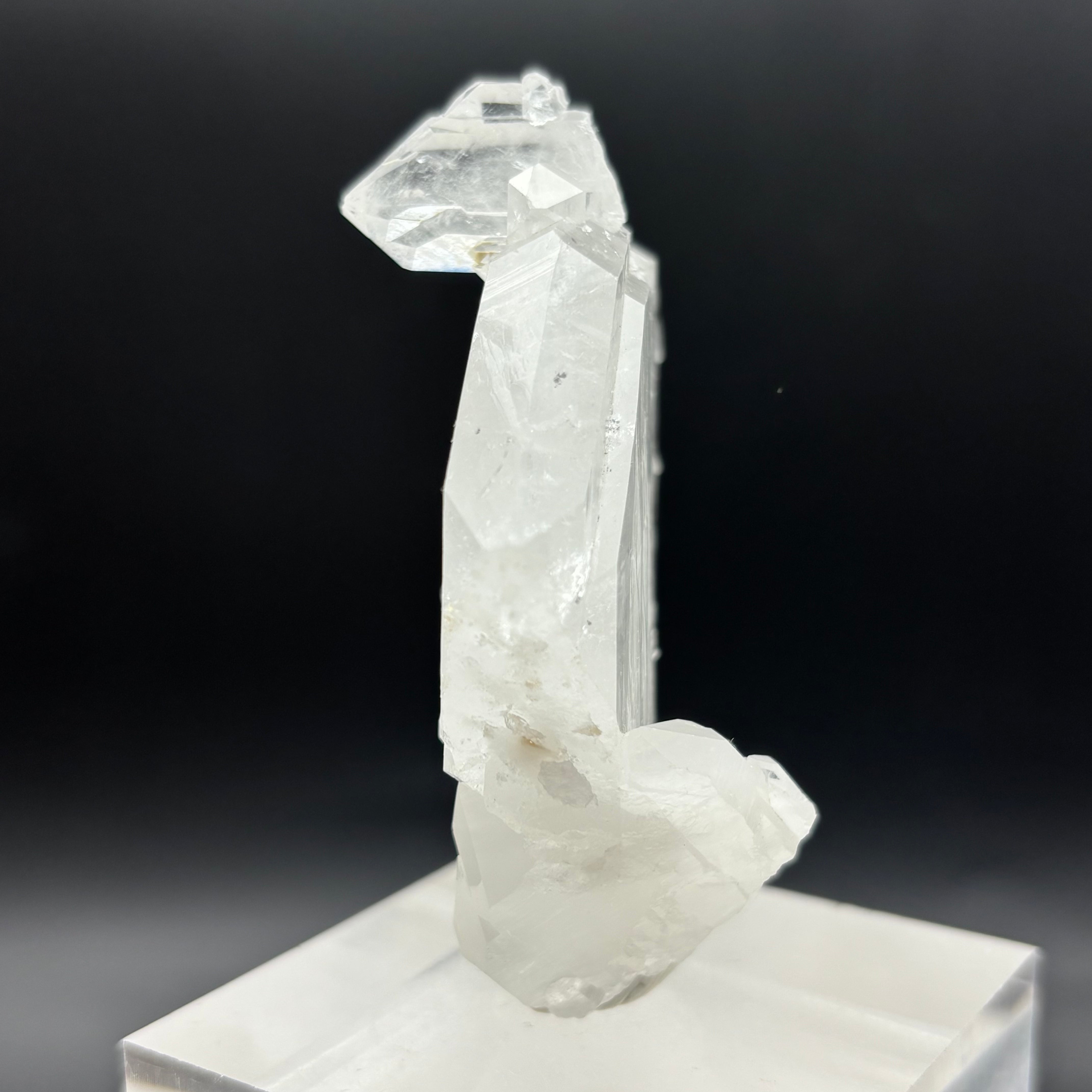 Highly Transparent Faden Quartz - 180