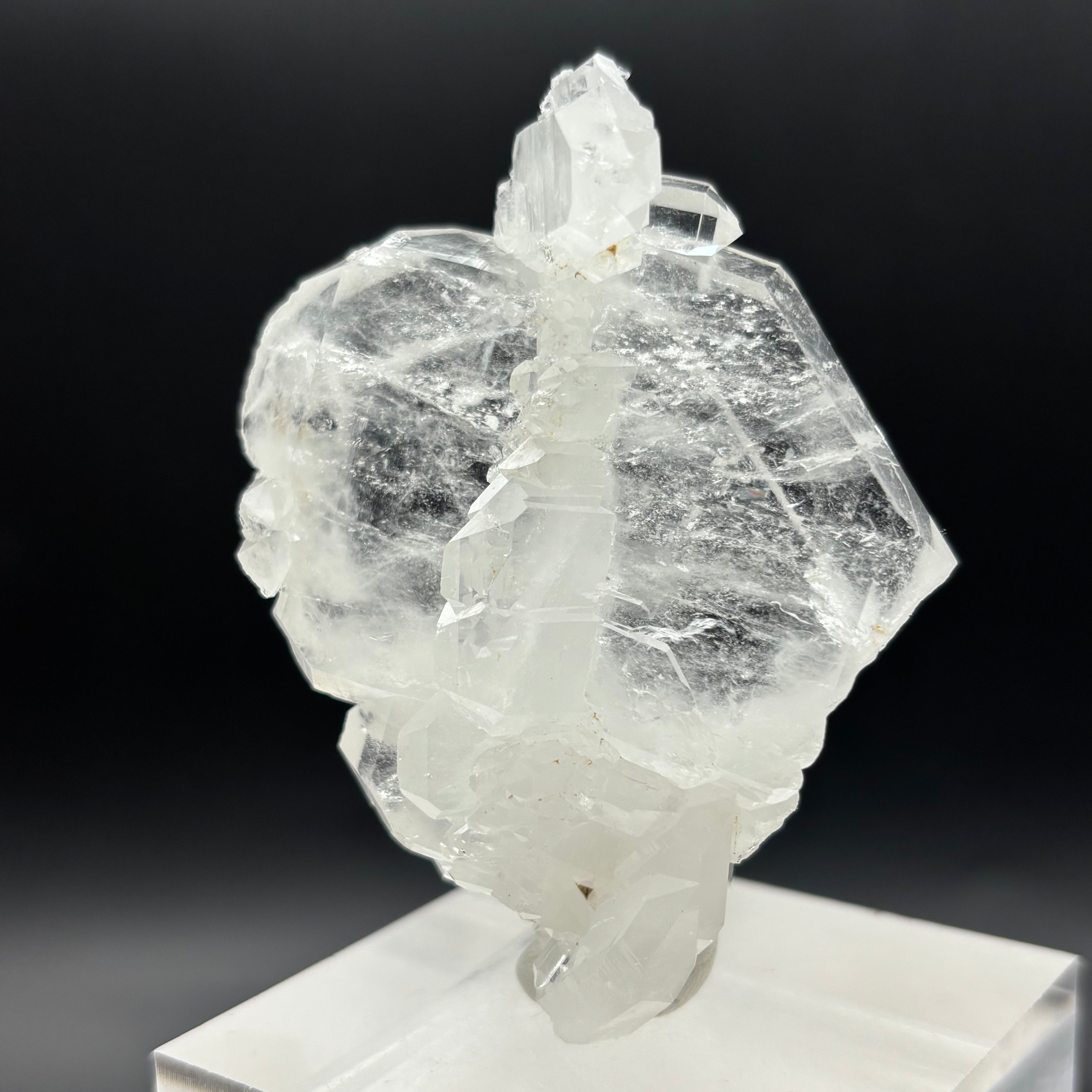 Highly Transparent Faden Quartz - 180