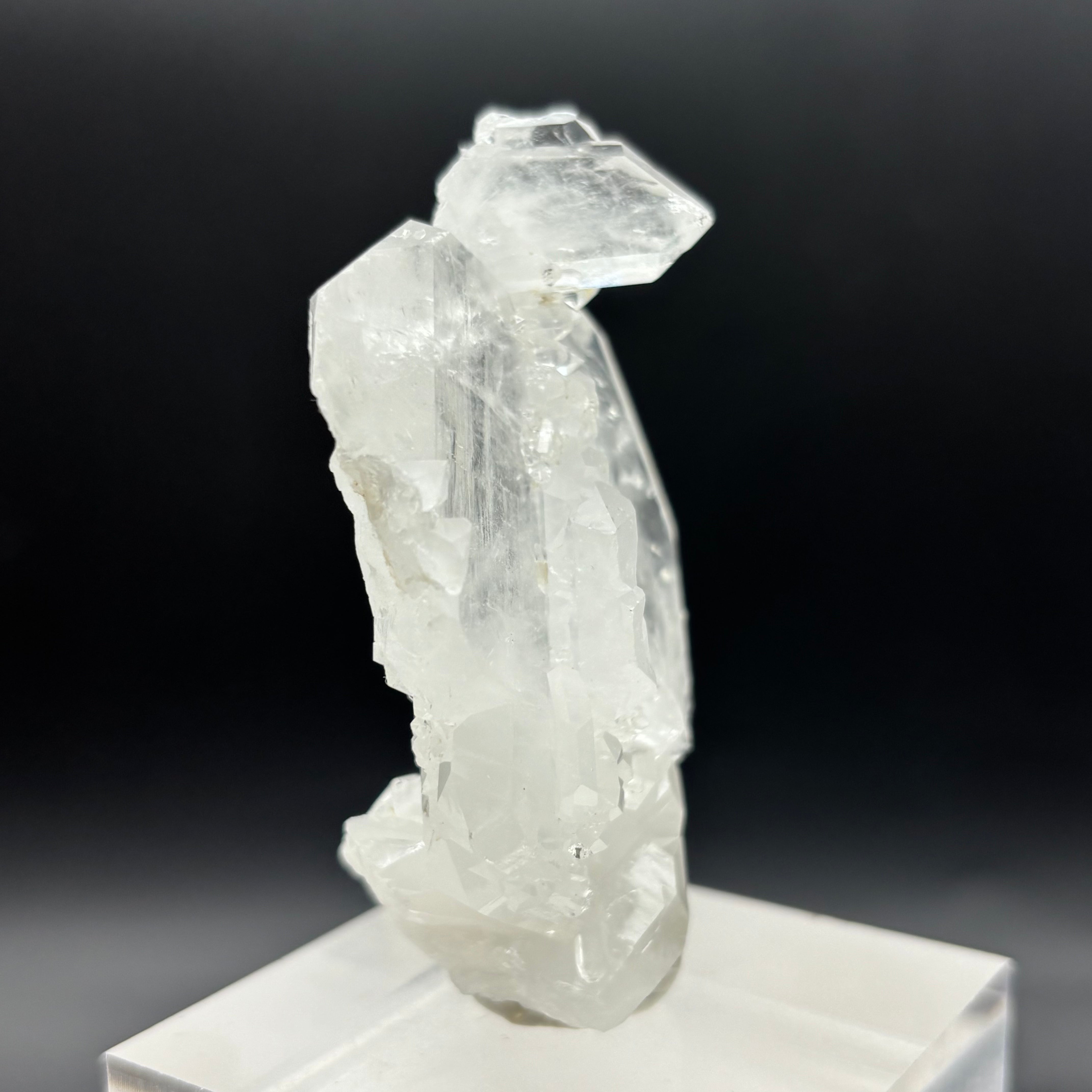 Highly Transparent Faden Quartz - 180