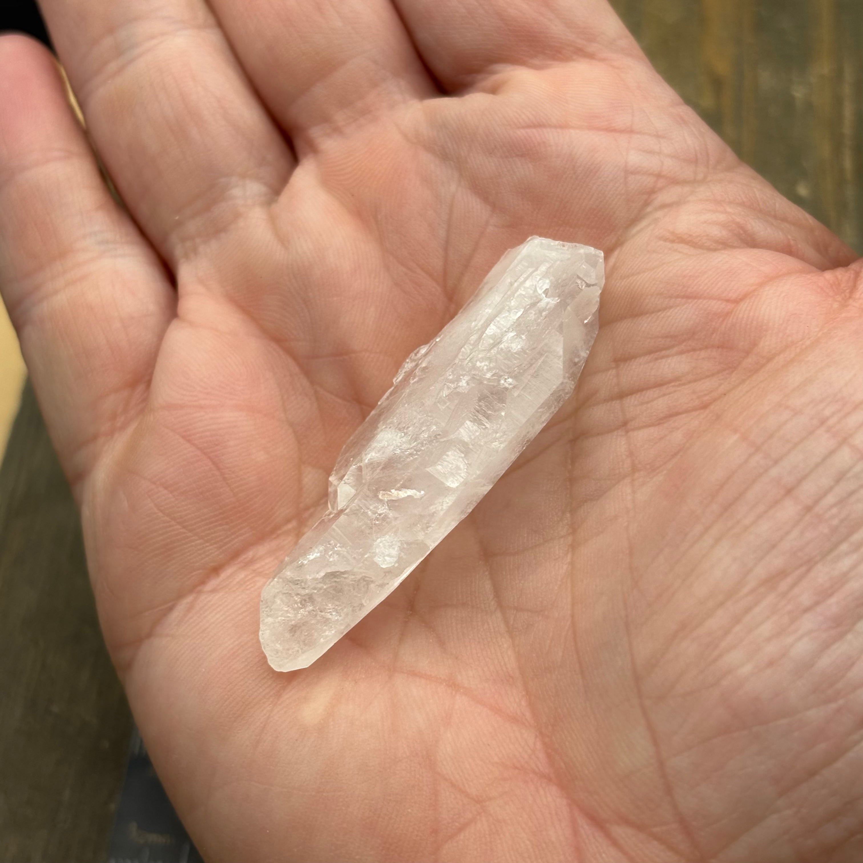 Highly Transparent Faden Quartz - 192