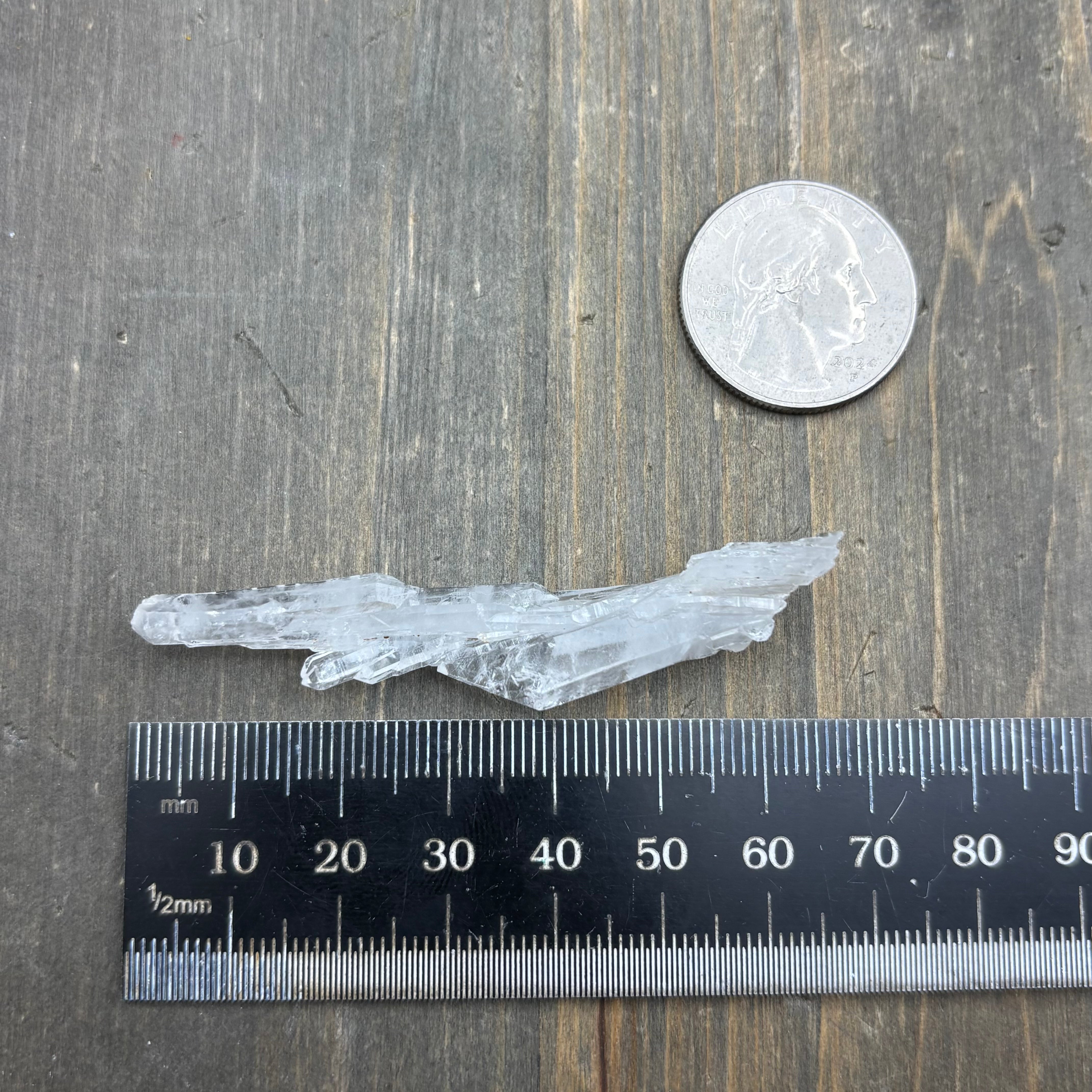 Highly Transparent Faden Quartz - 195