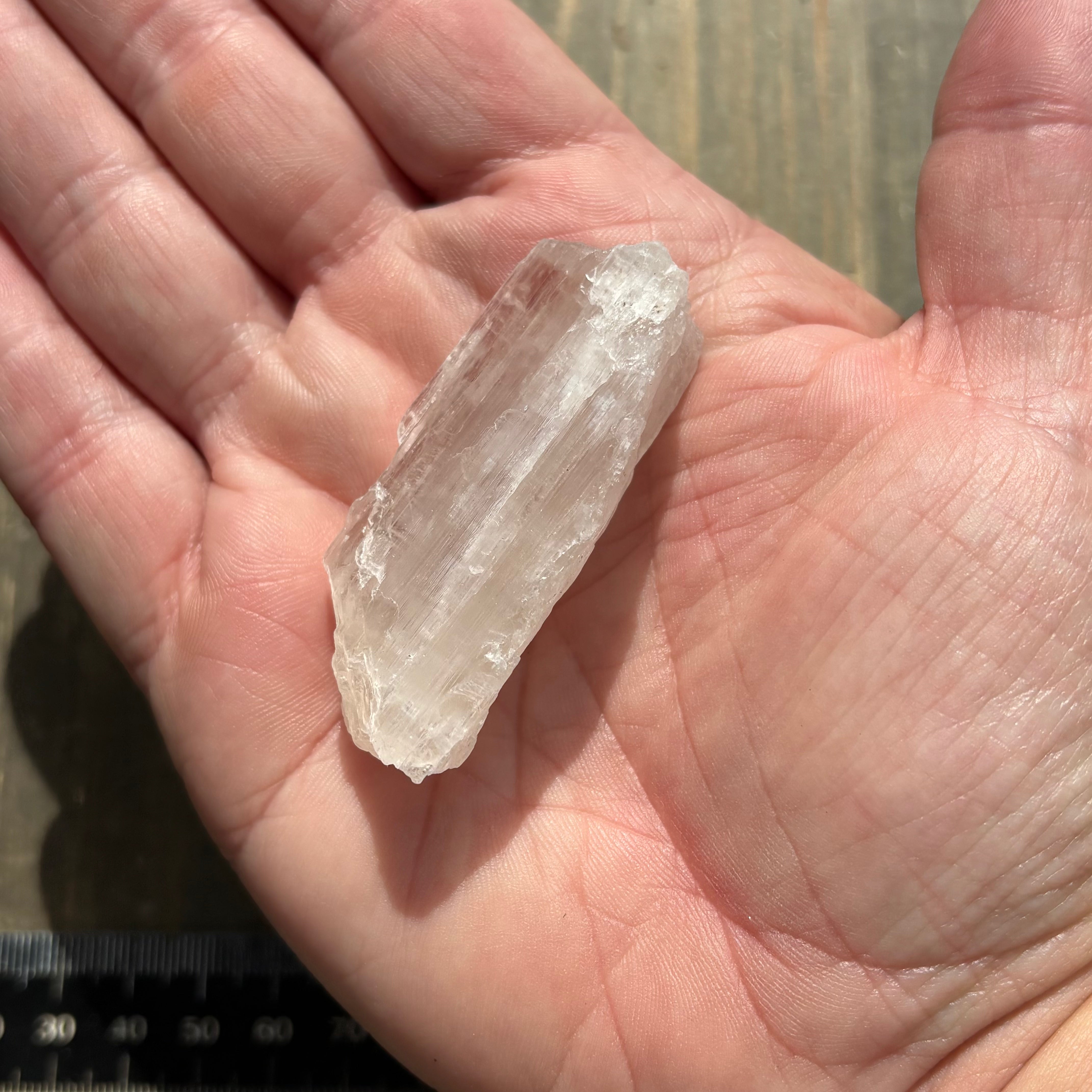 Kunzite (Spodumene) - 001