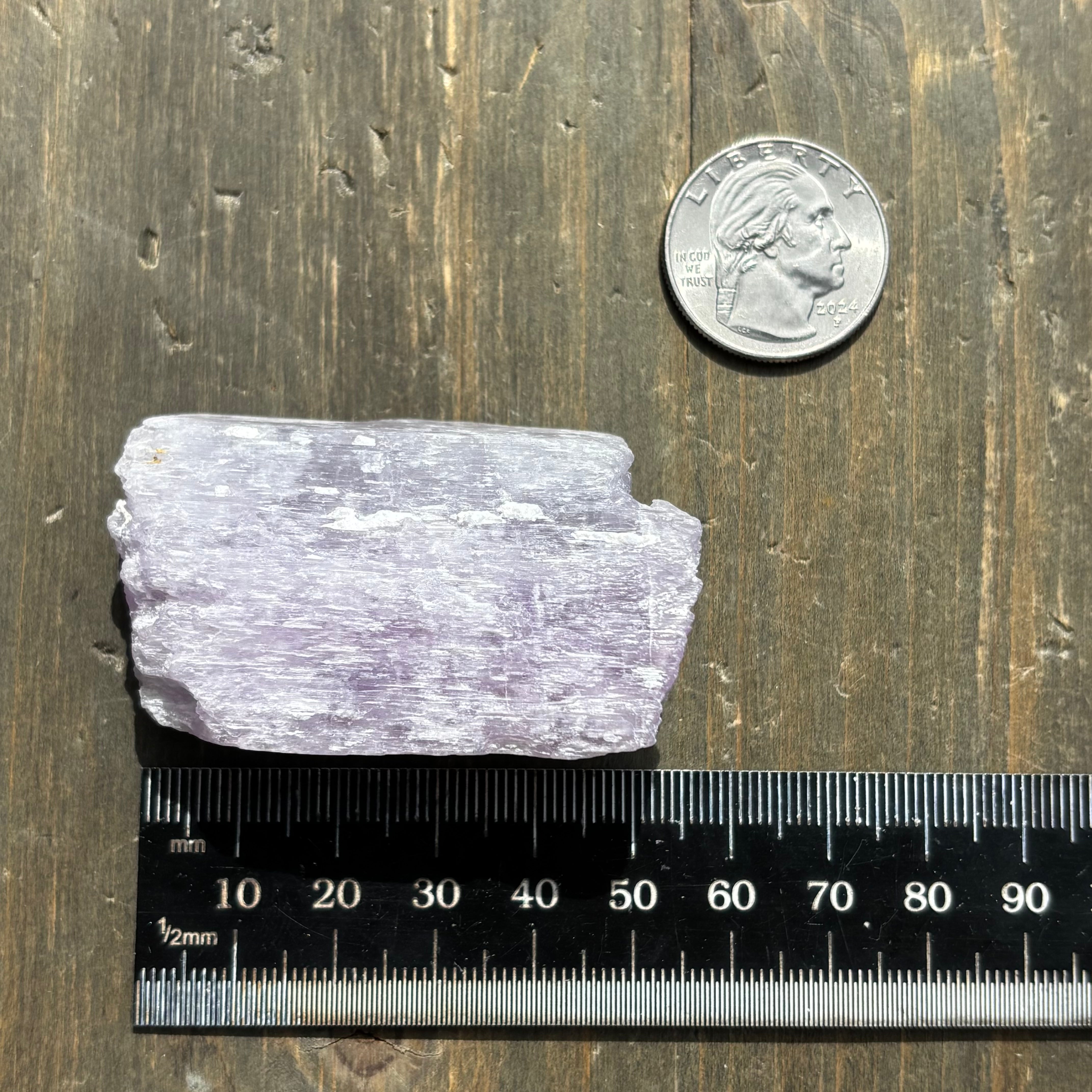 Kunzite (Spodumene) - 002