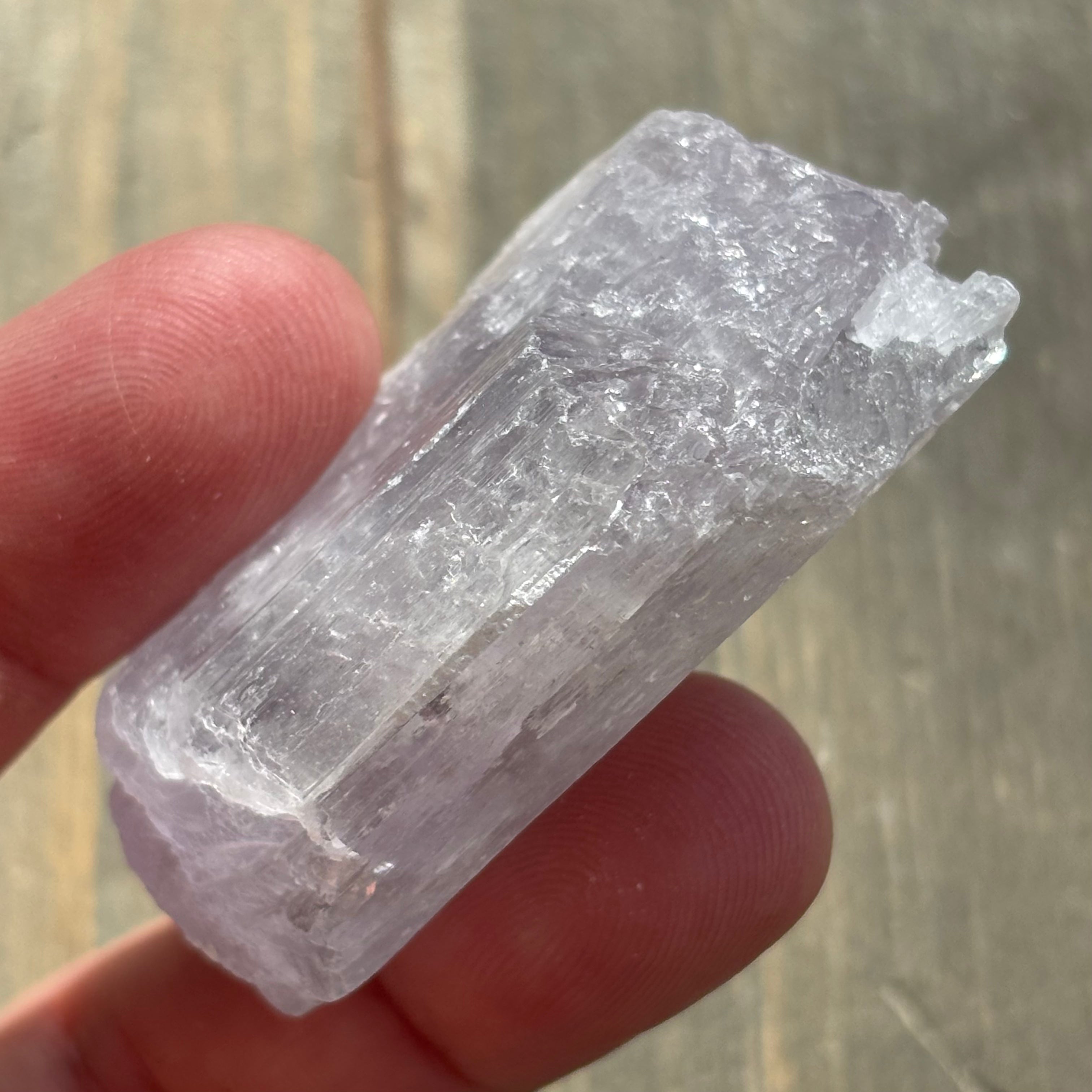 Kunzite (Spodumene) - 004