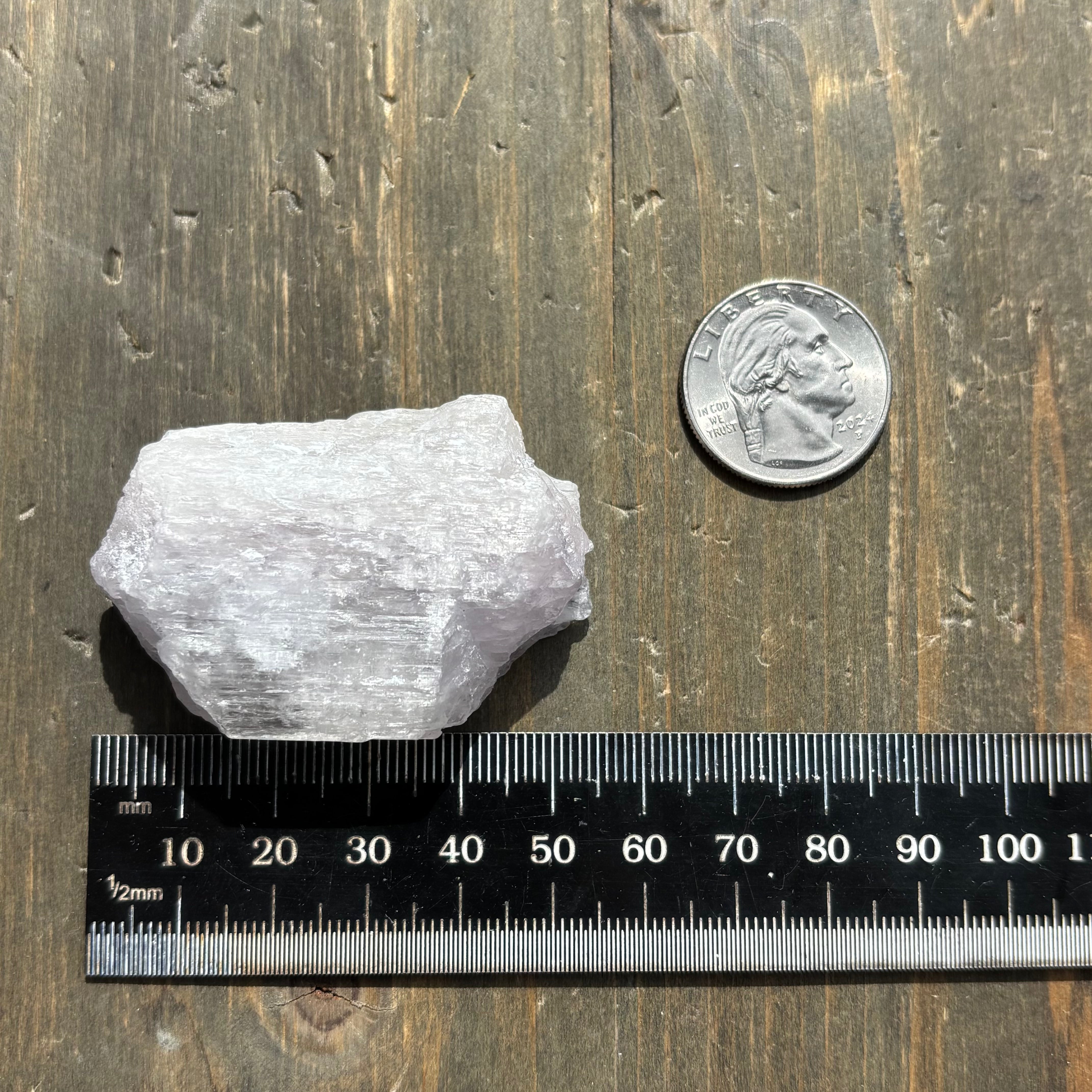 Kunzite (Spodumene) - 004