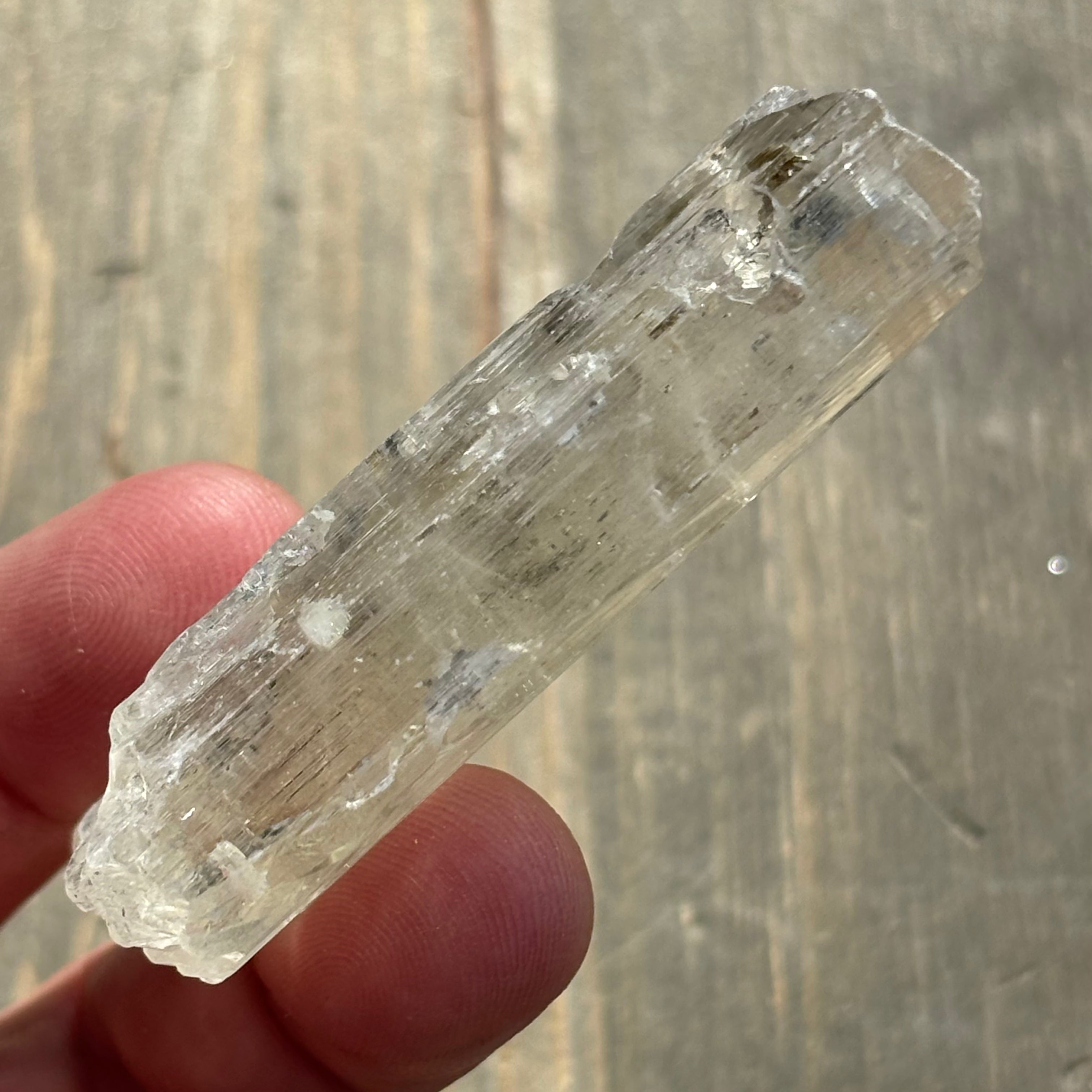 Kunzite (Spodumene) - 008