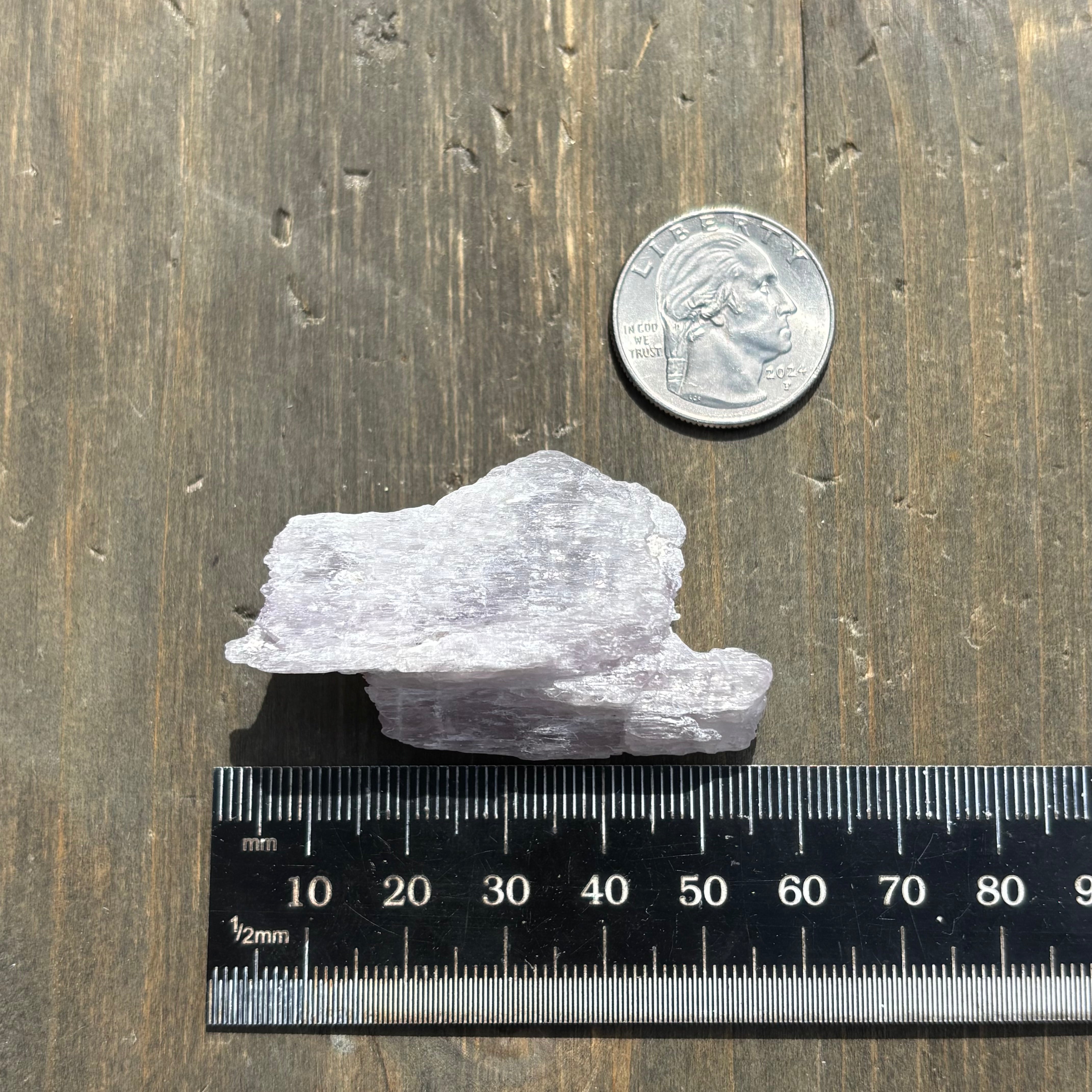 Kunzite (Spodumene) - 016