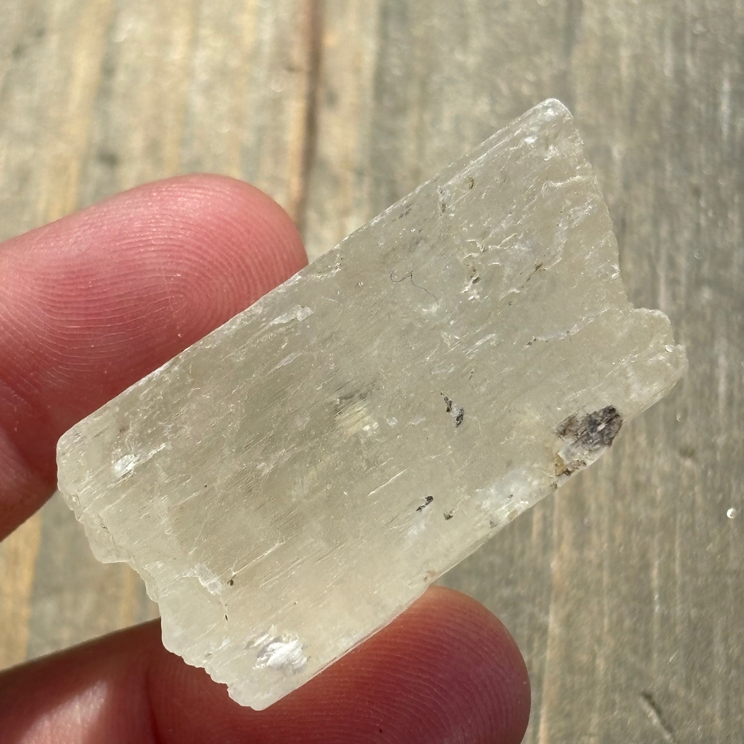 Kunzite (Spodumene) - 019