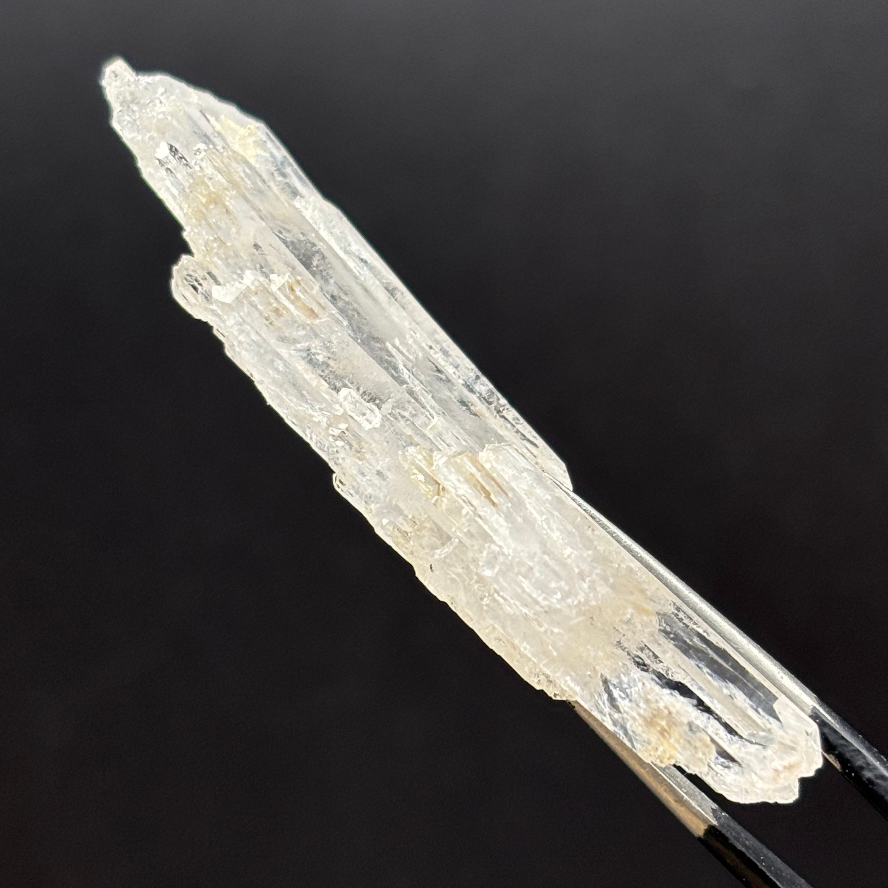 Highly Transparent Faden Quartz - 232