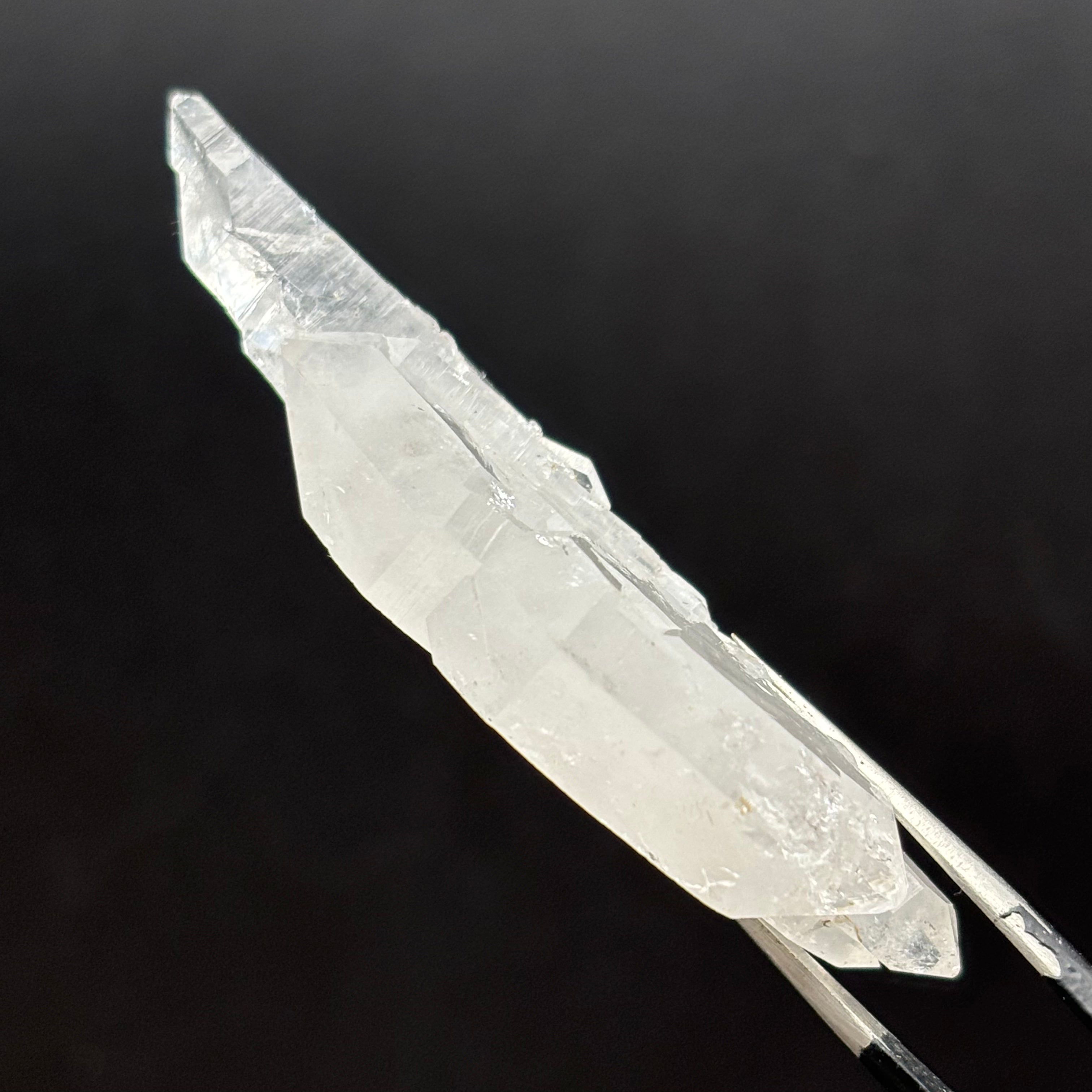 Highly Transparent Faden Quartz - 233
