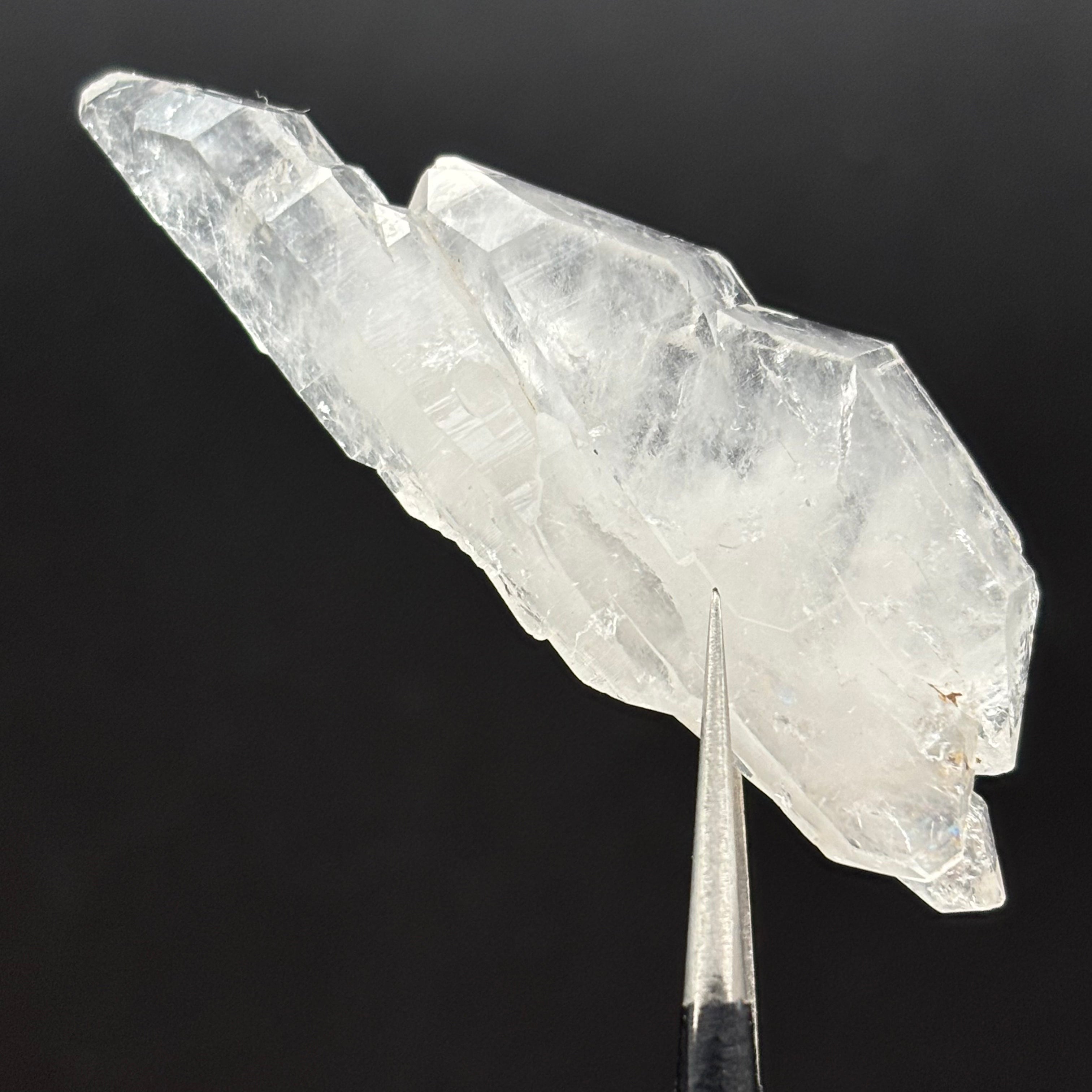 Highly Transparent Faden Quartz - 233