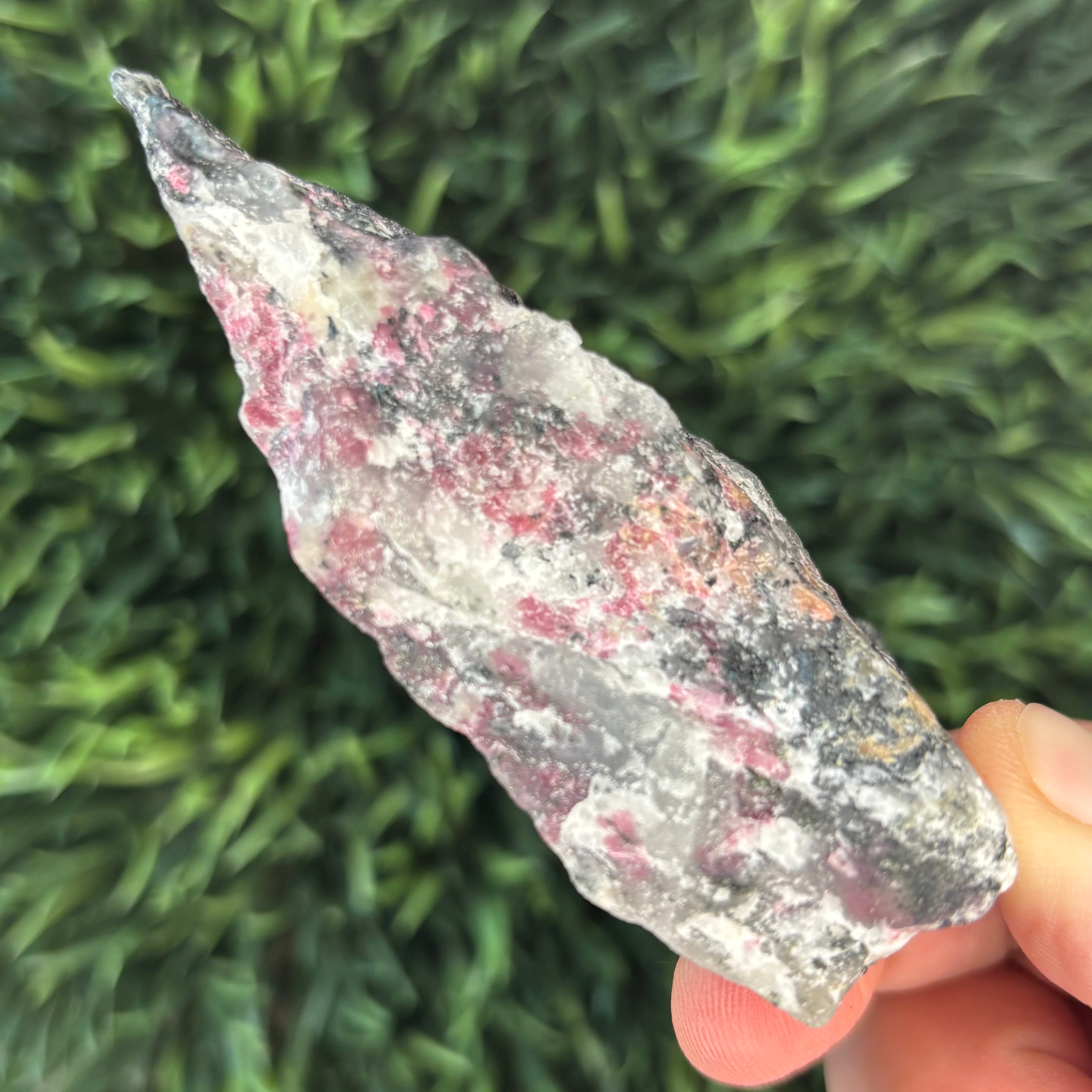 Eudialyte - 002