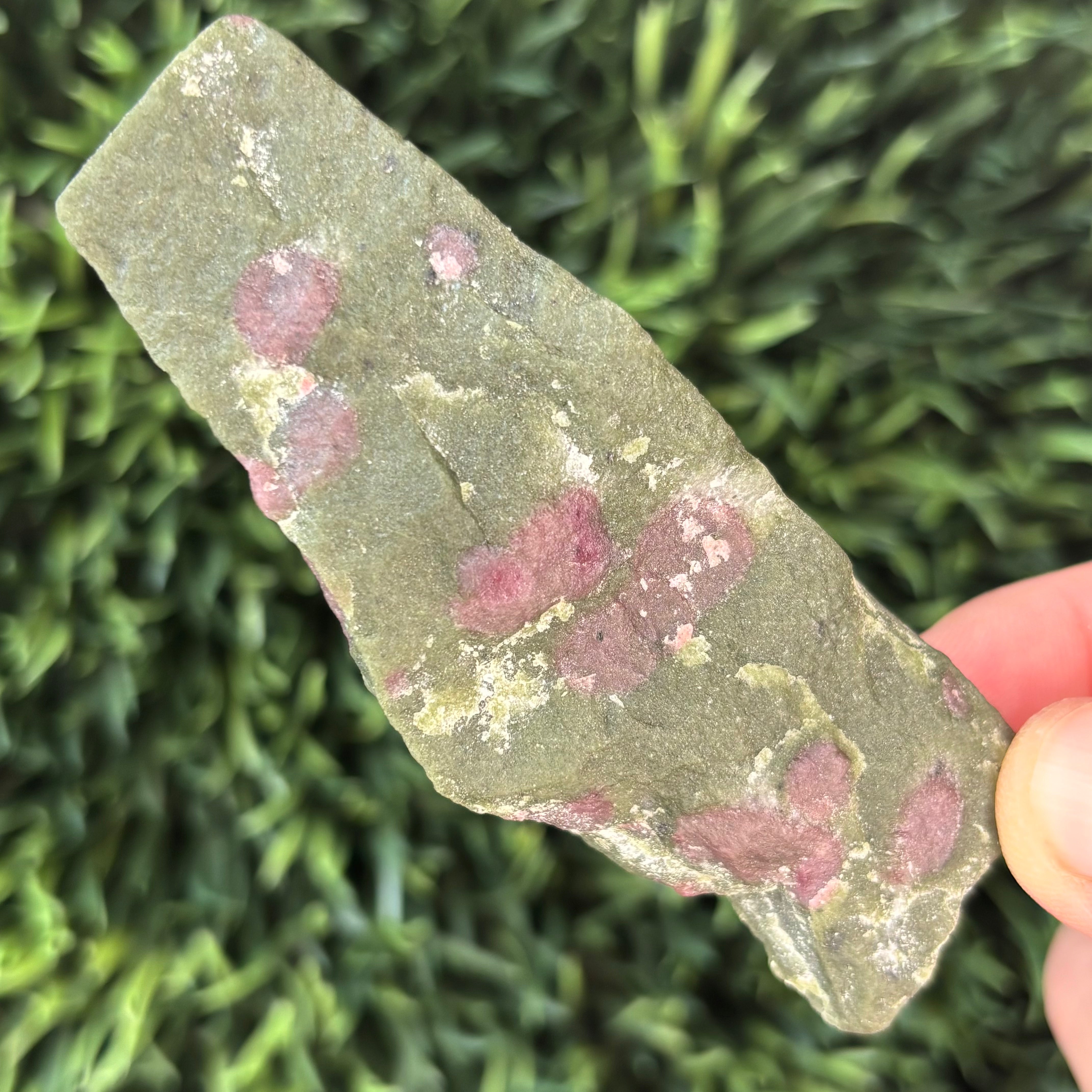 Eudialyte - 004
