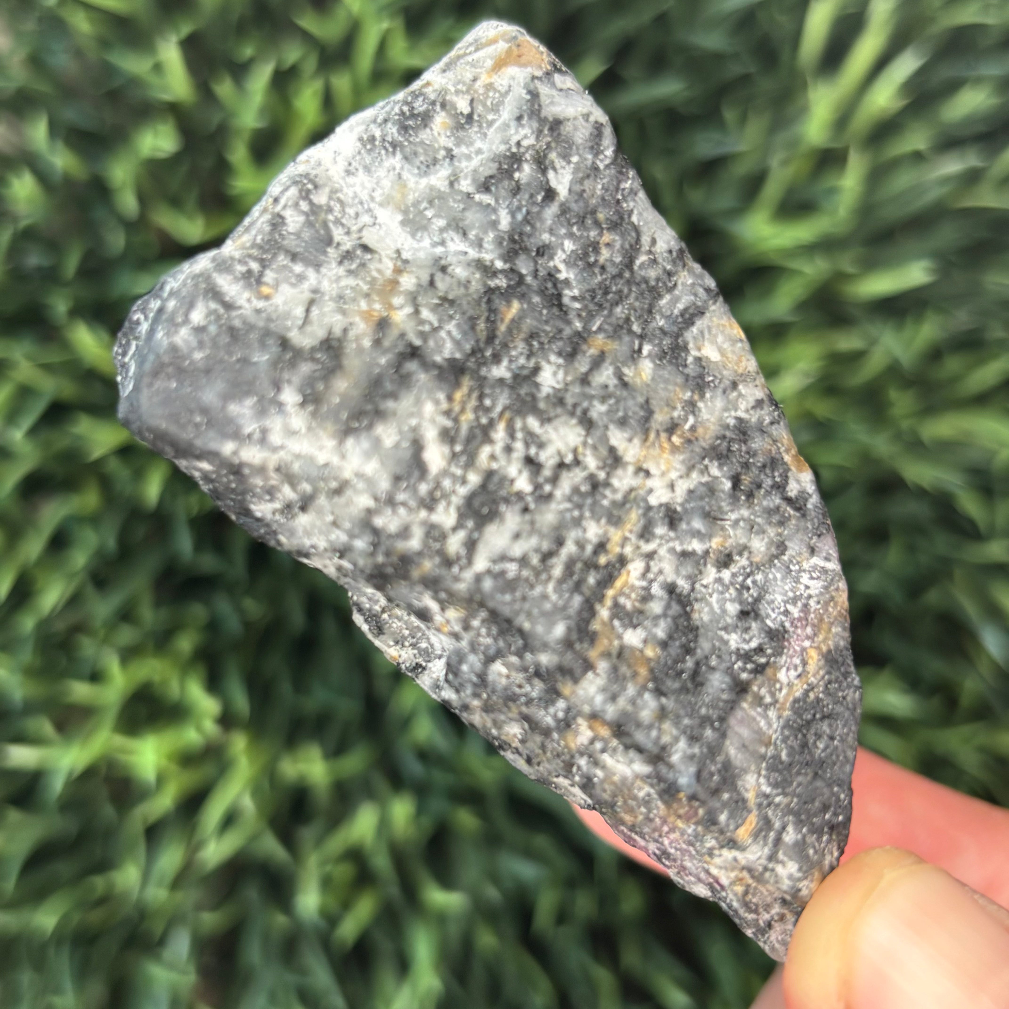 Eudialyte - 012