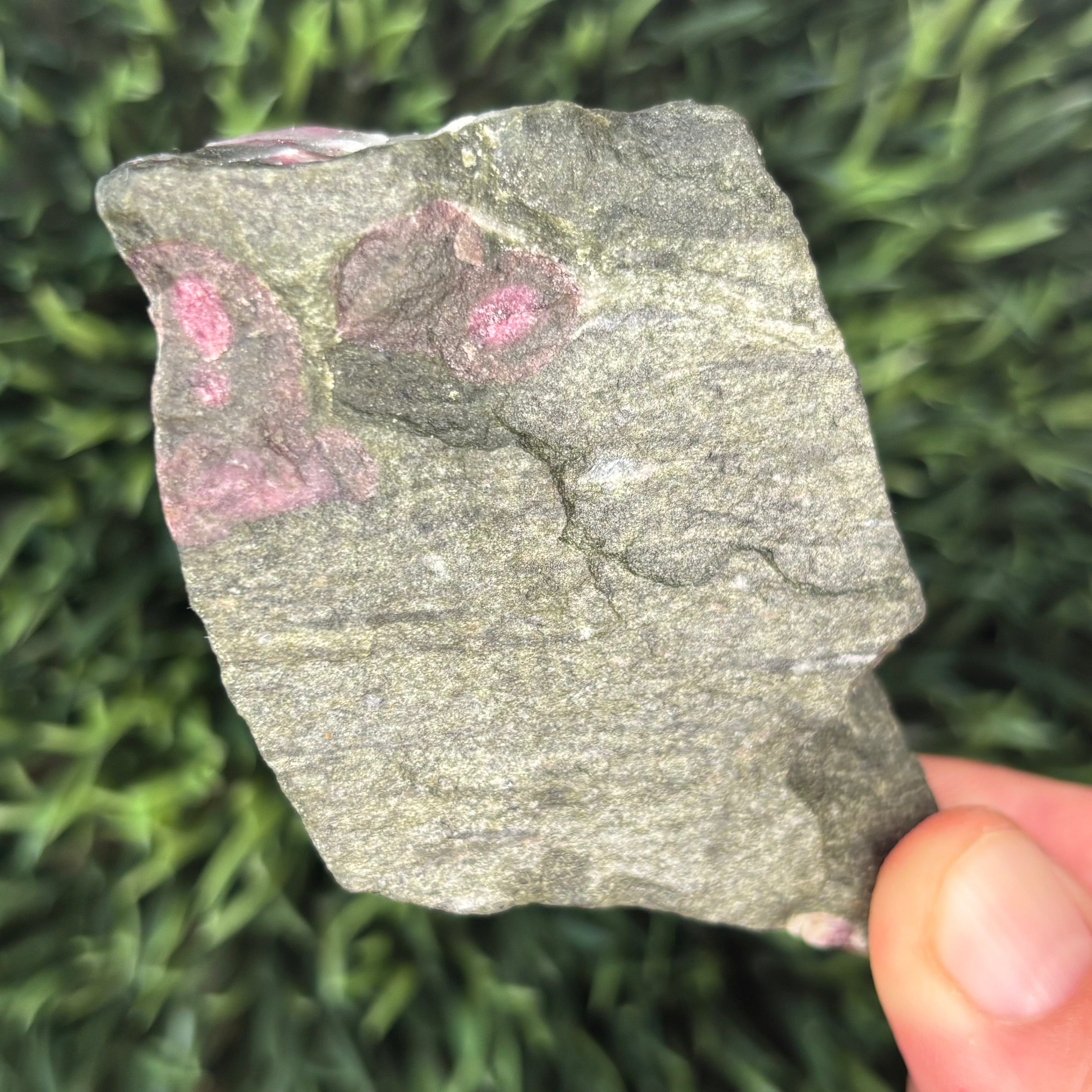 Eudialyte - 014